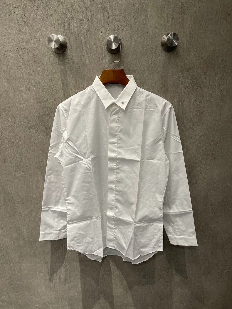 Dior Dior Size 39 Neck metal bee decoration shirt 2501-Nextarrow Size US XXS / EU 40 - 1 Thumbnail