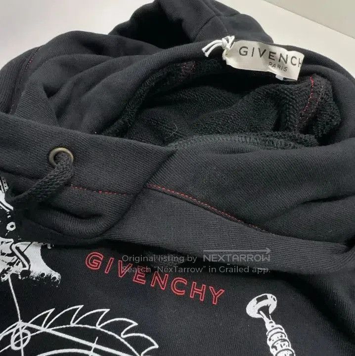Givenchy Givenchy Logo Tech Print Men's Hooded Sweatshirt. Size US S / EU 44-46 / 1 - 8 Thumbnail