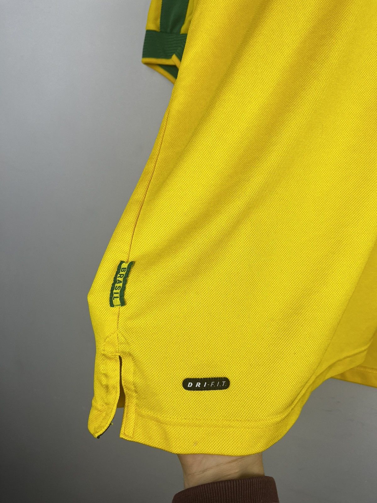 Nike × Vintage 90s Nike Brazil 1998 home Jersey Size US L / EU 52-54 / 3 - 5 Thumbnail