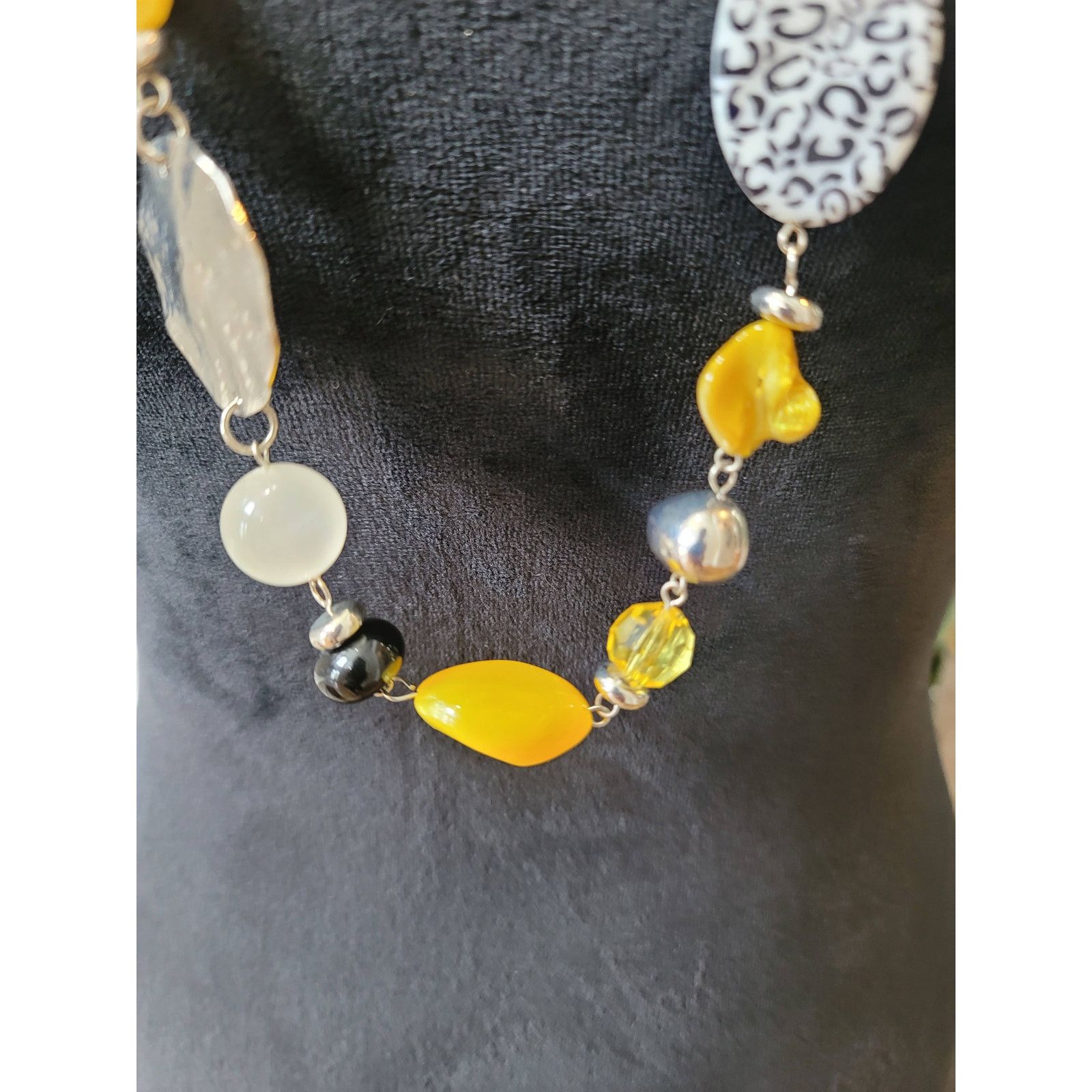 The Unbranded Brand Women's Yellow Black Silver Beaded Long Necklace Lobster Size ONE SIZE - 3 Thumbnail