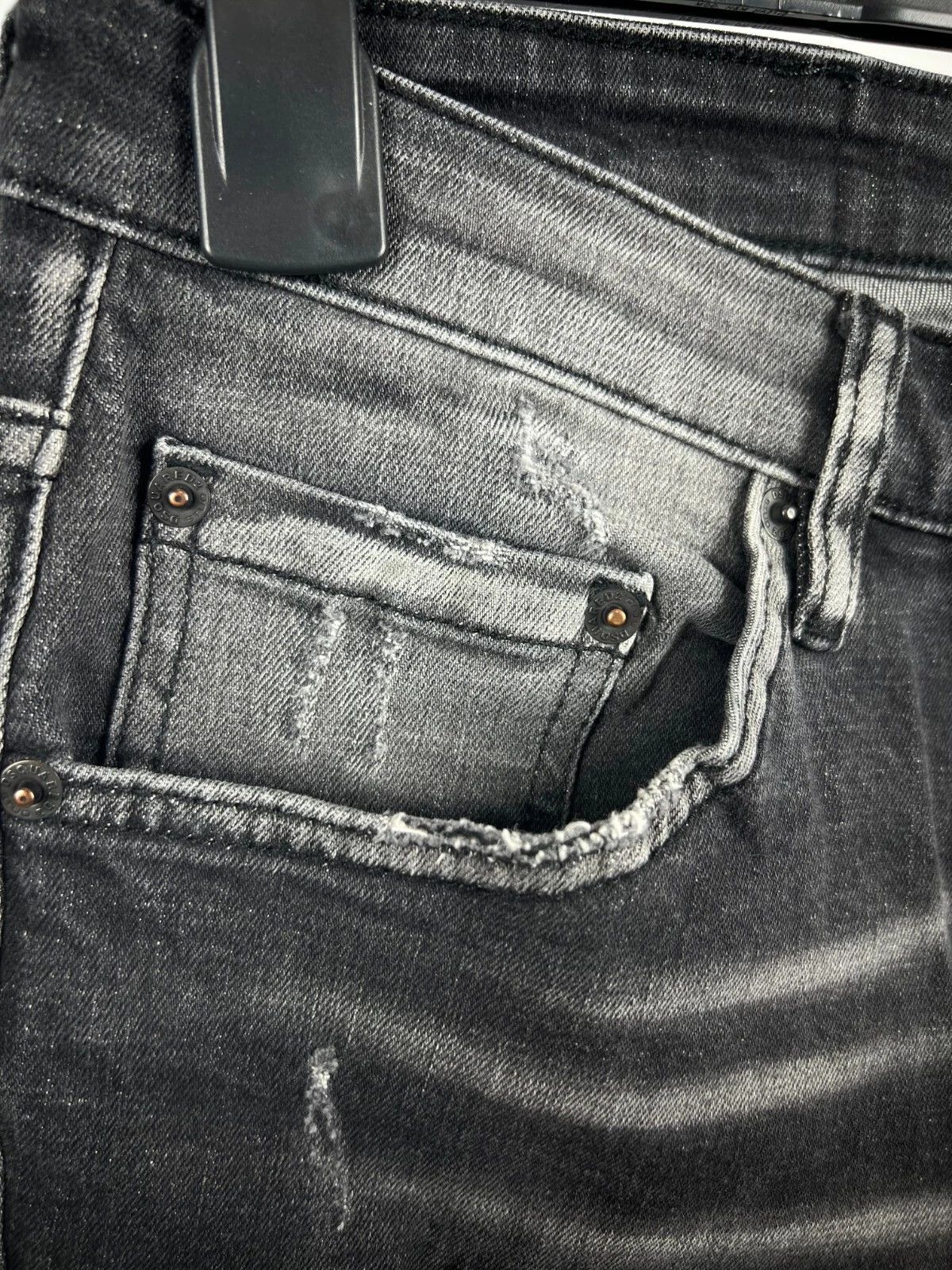 Dsquared2 DSQUARED2 Men's Dark Grey Distressed Slim Fit Italian Jeans Size US 32 / EU 48 - 4 Thumbnail