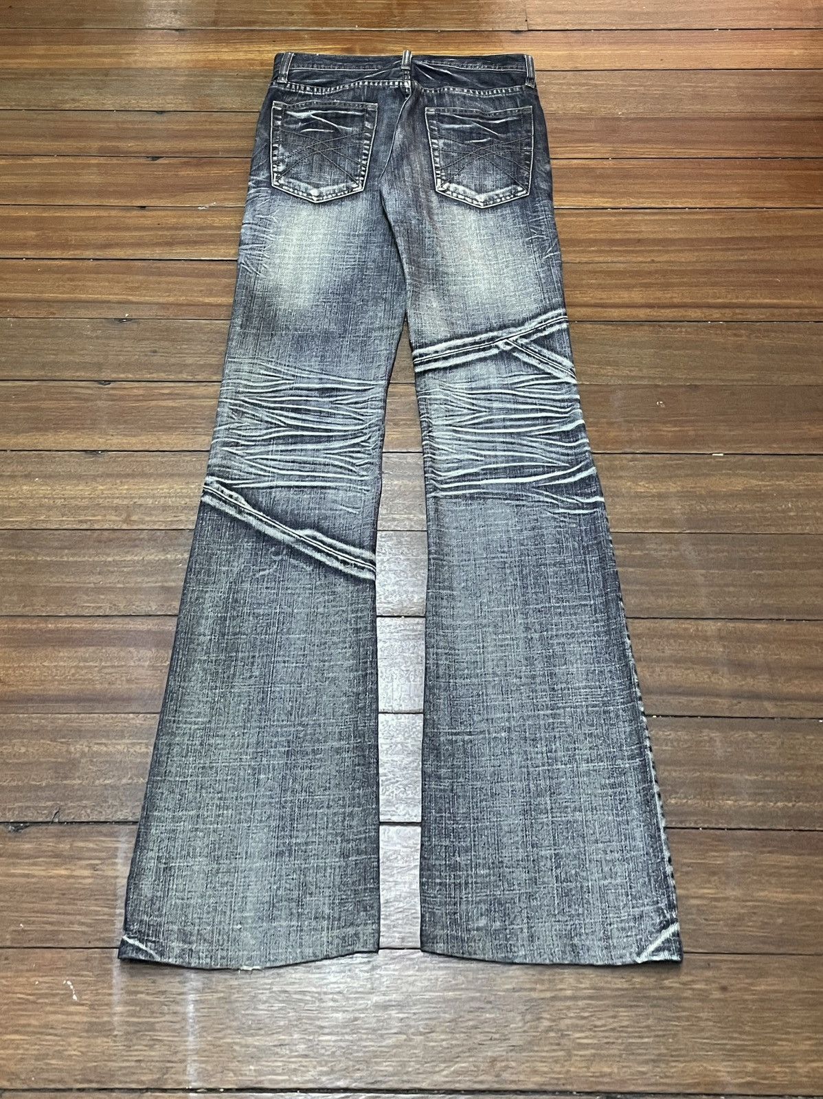 Le Grande Bleu (L.G.B.) Rare Design Vintage Brand Edge Rupert Flared Jeans 1990s Size US 31 - 2 Thumbnail