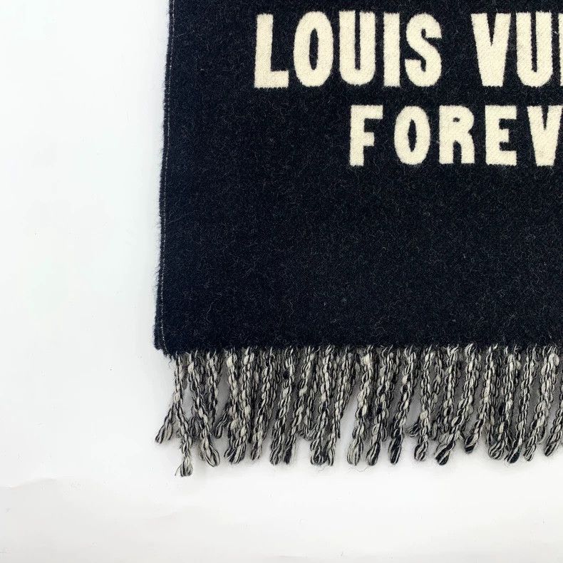Louis Vuitton Louis Vuitton Black logo monogrammed sunflower printed woo Size ONE SIZE - 4 Thumbnail