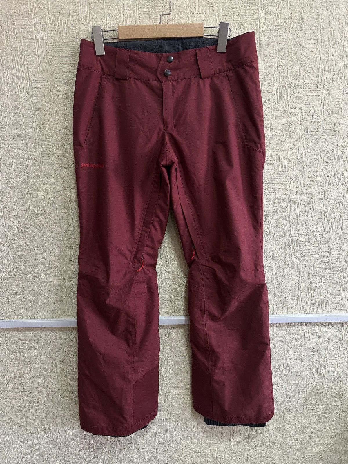 Patagonia Patagonia Burgundy Women’s Ski Pants h2no recco Size S Size 28" / US 6 / IT 42 - 17 Thumbnail