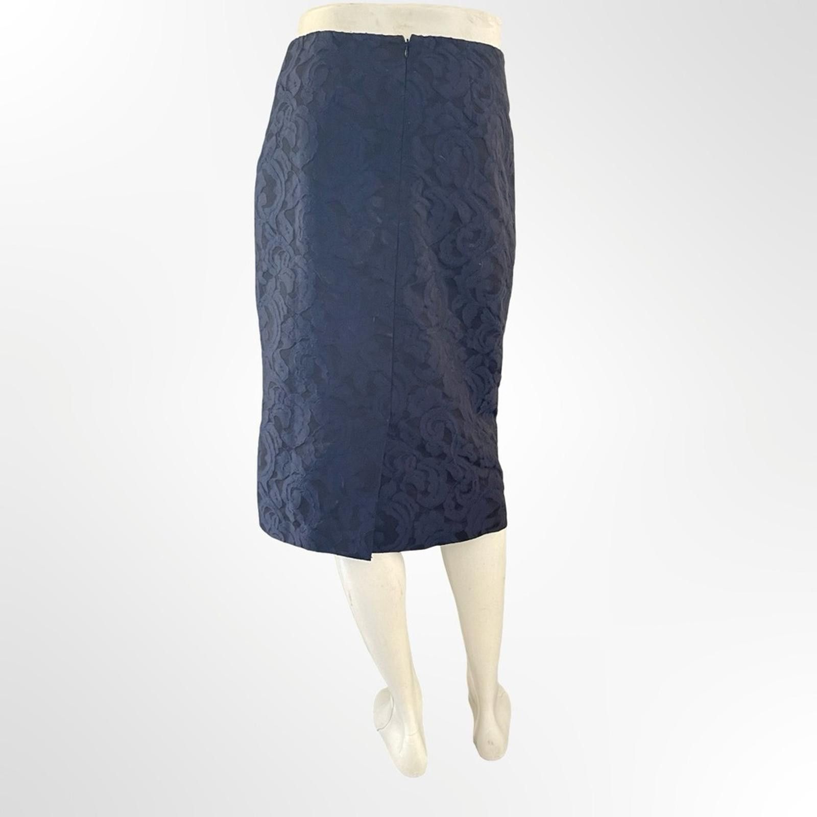 Coldwater Creek Cold water Creek Navy Blue Women's Skirt in size 6 Size 28" / US 6 / IT 42 - 4 Thumbnail