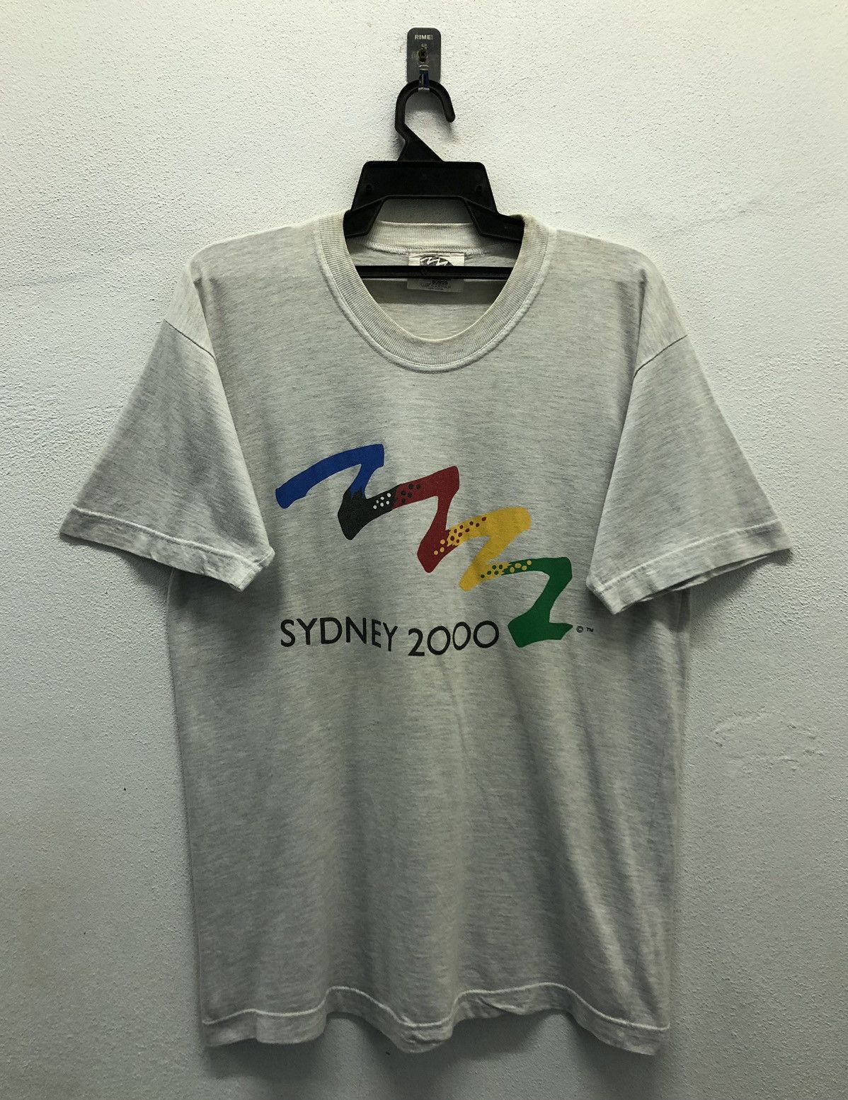 Vintage Vintage Sydney 2000 Summer Olympic T-Shirt Size US L / EU 52-54 / 3 - 1 Thumbnail