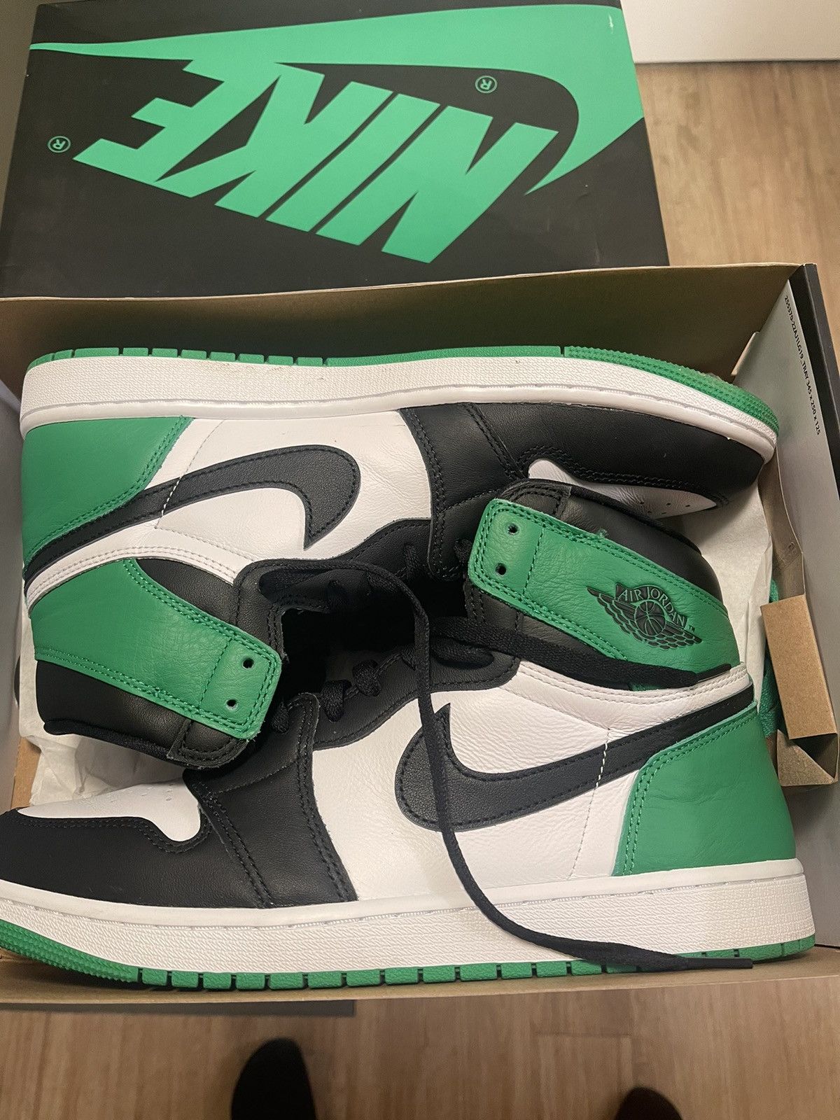 image of Luck Green Jordan 1 Shoes, Men's (Size 13)