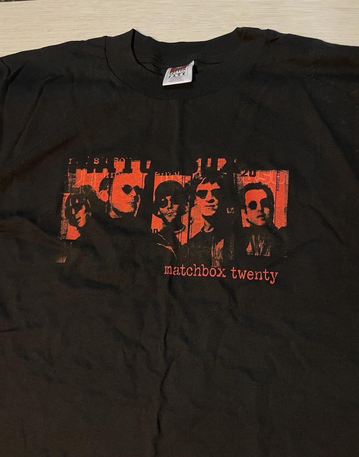 Vintage Matchbox Twenty 2001 mad season official tour merch t shirt Size US L / EU 52-54 / 3 - 3 Thumbnail