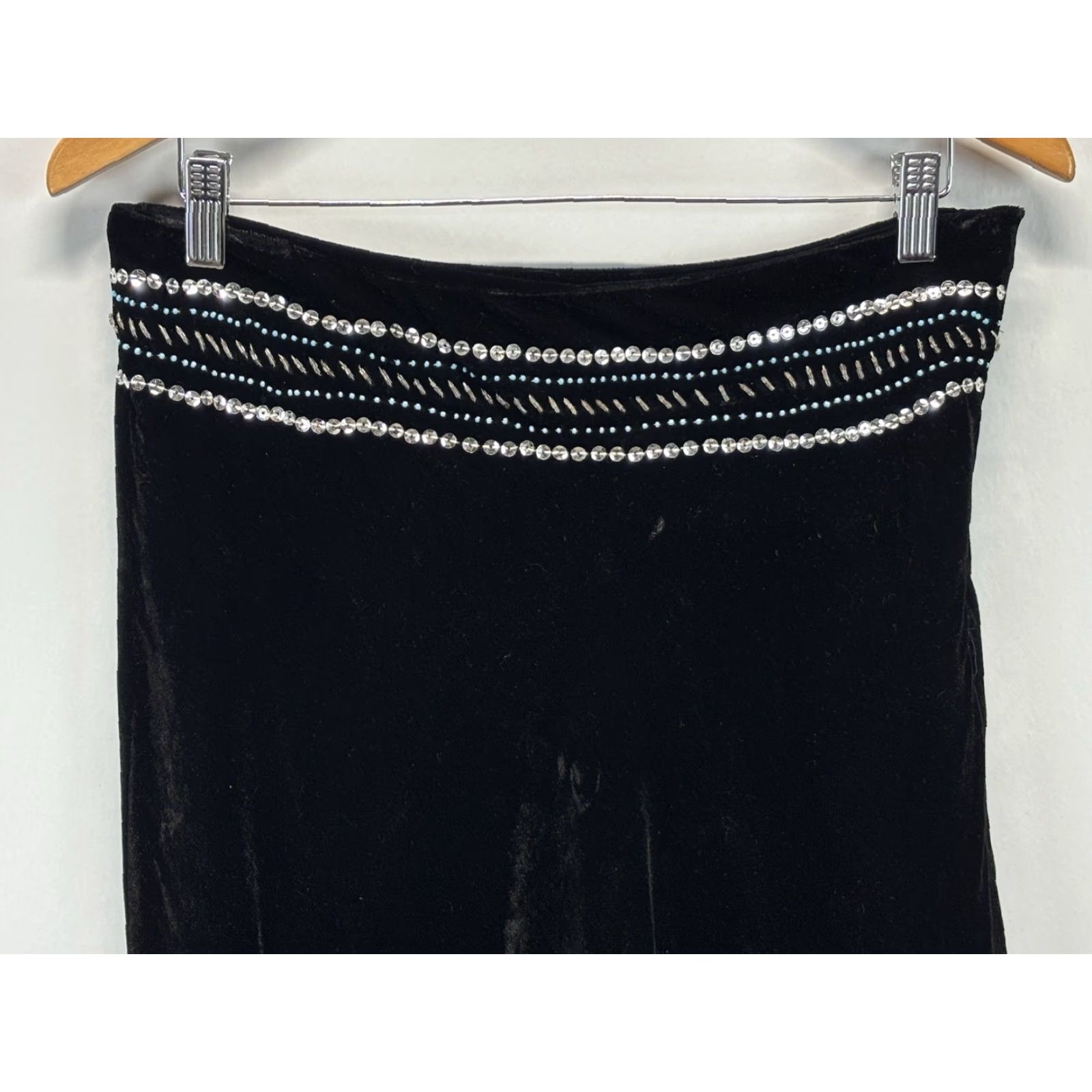 Vintage VINTAGE Carole Little Velvet Midi Skirt Women's Size 8 Black Turquoise Beads Goth 90s Size 30" / US 8 / IT 44 - 2 Thumbnail