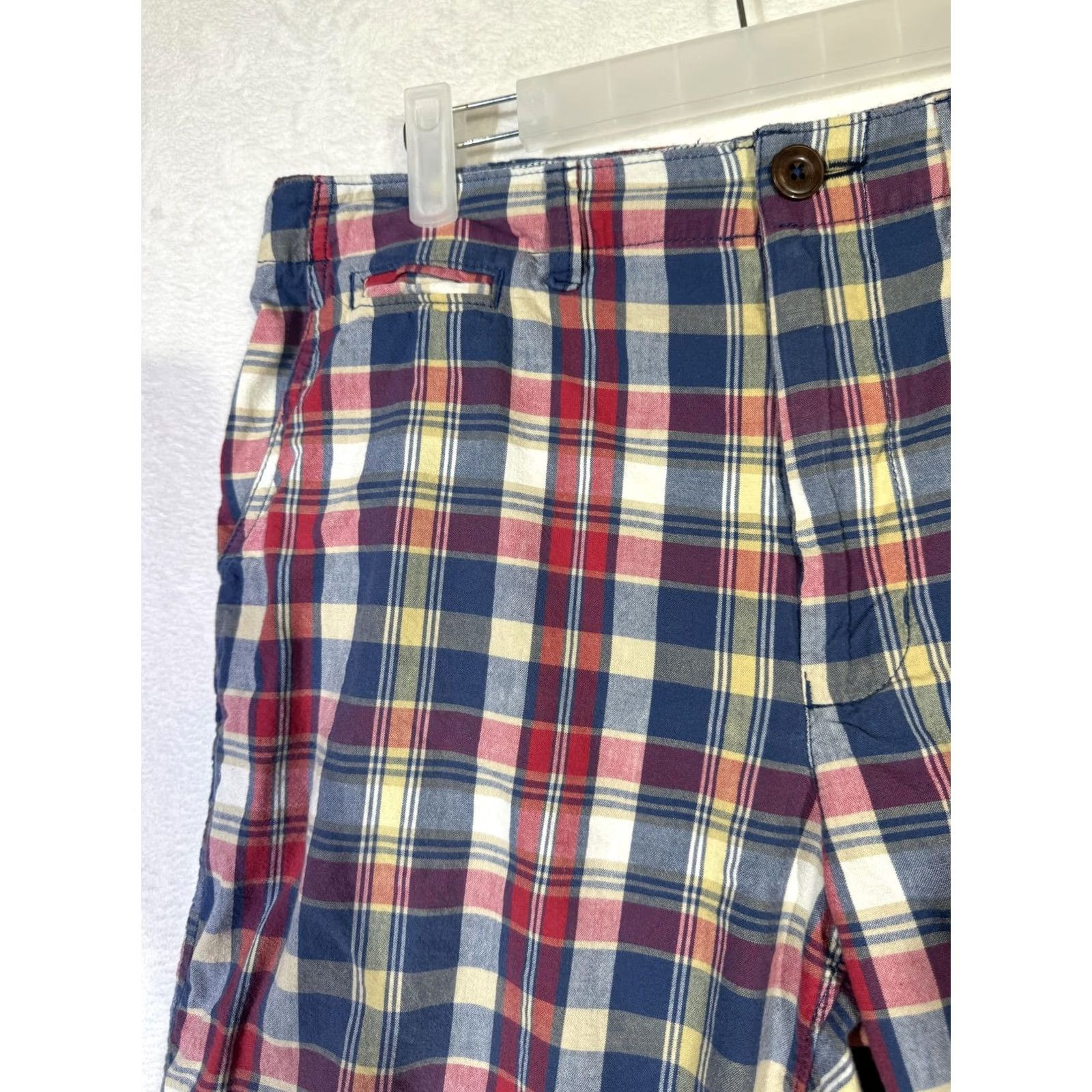 American Eagle Outfitters American Eagle Outfitters Shorts Mens 33 Plaid Classic Preppy Casual Cotton Red Blue Yellow Multicolor Summer 33 Mens Size US 33 - 3 Thumbnail