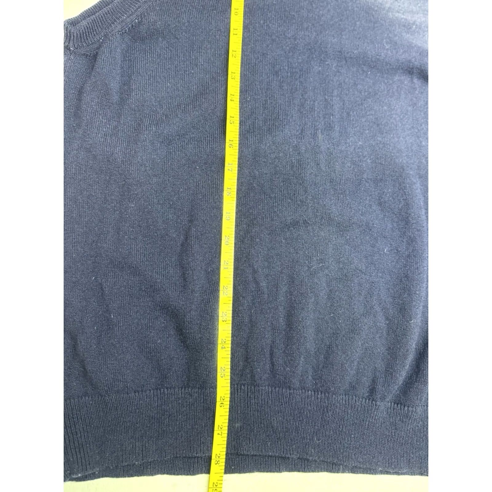 Vintage LL Bean Men's Lambswool V-Neck Pullover Sweater Vest Navy Blue Size XL Size US XL / EU 56 / 4 - 5 Thumbnail