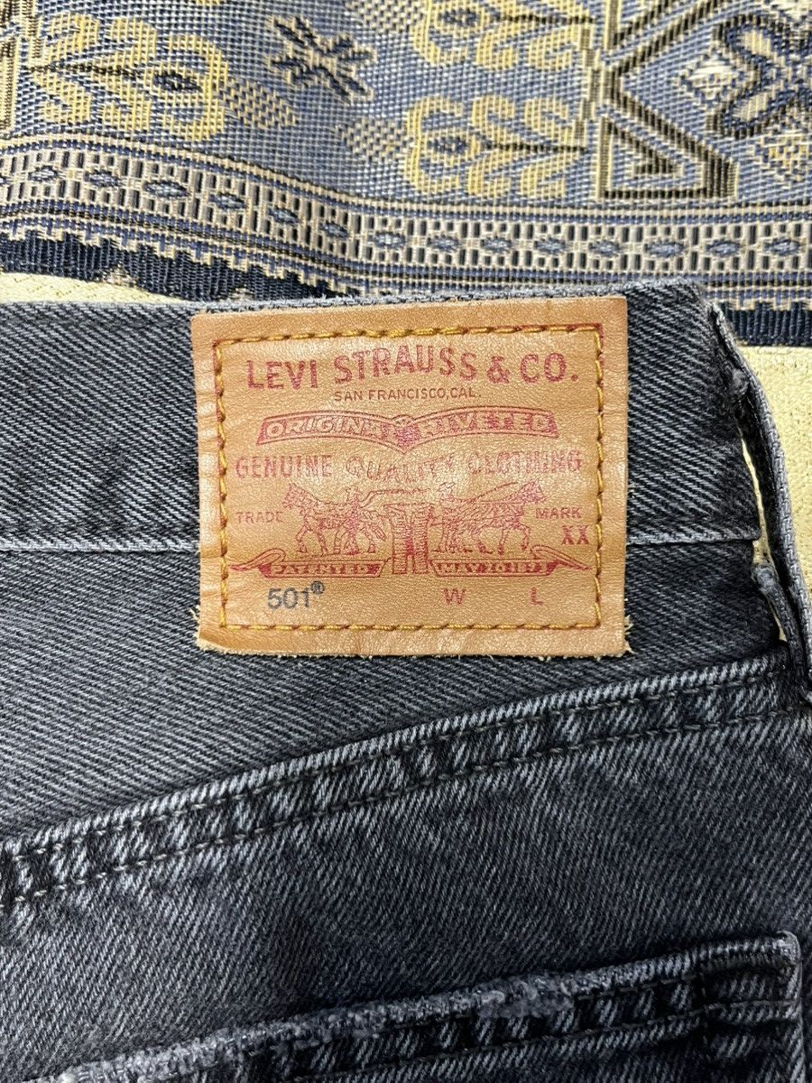 Levi's × Vintage Bedazzled Black Levi jeans Size 26" / US 2 / IT 38 - 4 Thumbnail