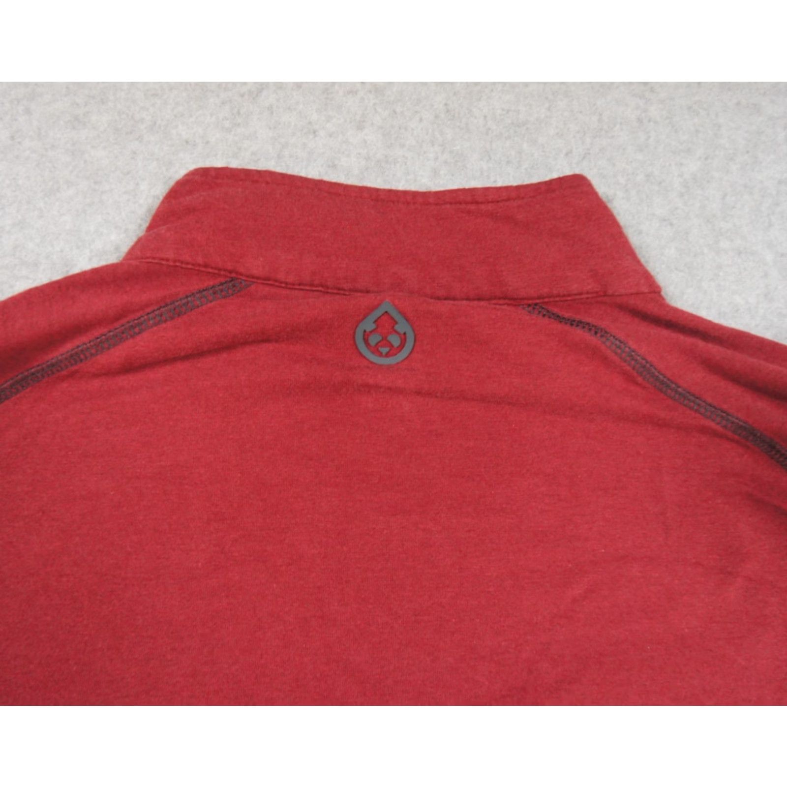 Vintage VINTAGE TASC Performance Shirt Mens Medium Red Long Sleeve 1/4 Zip Outdoor Bamboo Blend shirt Mens M Red 1/4 Zip Outdoor Built-In Logo Size US M / EU 48-50 / 2 - 5 Thumbnail