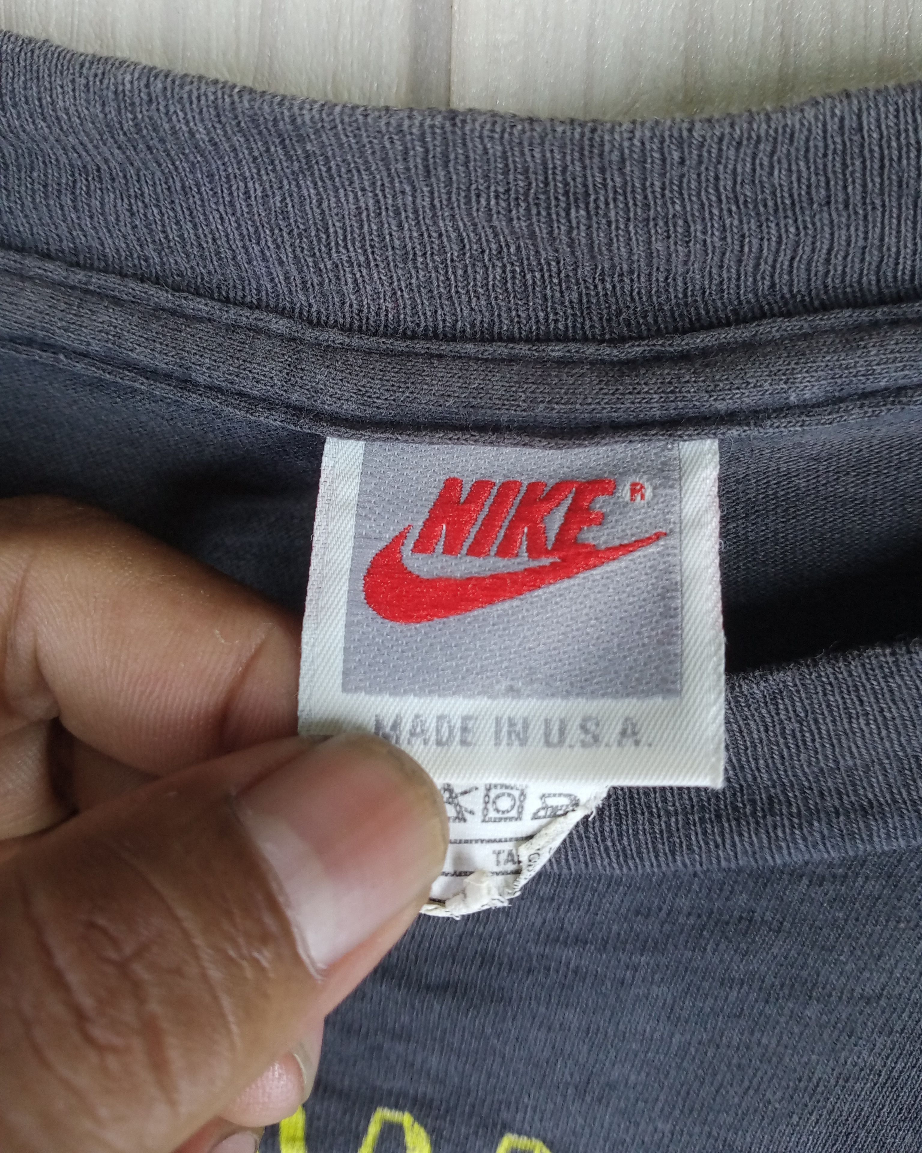 NBA Very Rare Vintage 90s Nike Chris Webber Tshirt Size US M / EU 48-50 / 2 - 6 Thumbnail