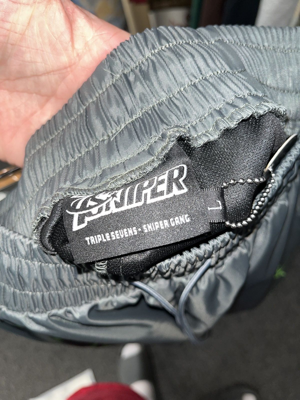 TRIPLE SEVENS Triple Sevens Button Up Sniper Gang Shorts Size US 34 / EU 50 - 3 Thumbnail