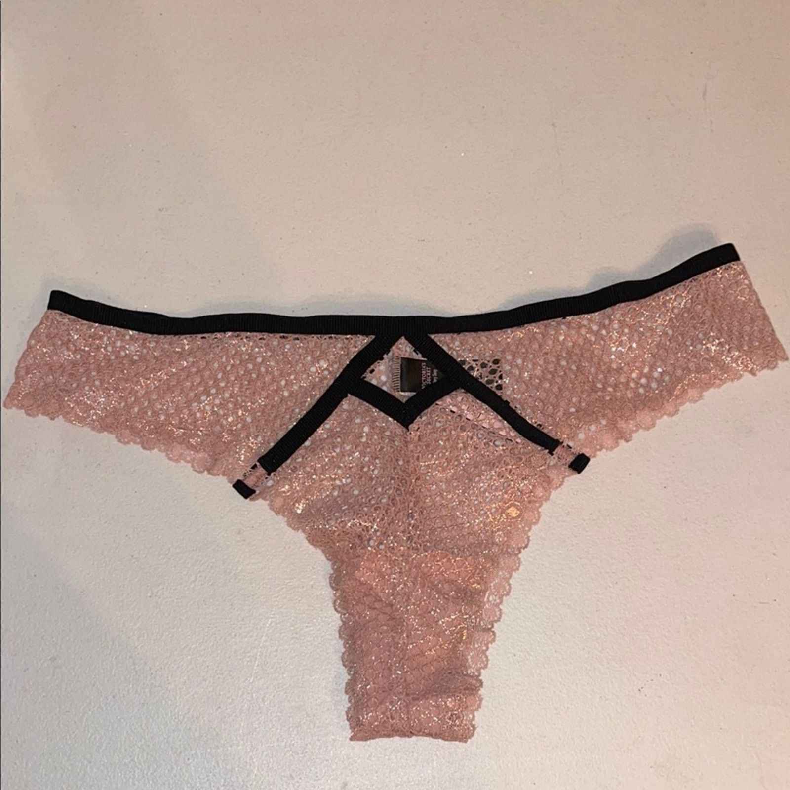 Victoria's Secret Victoria's Secret Thong VS Dusty Rose Shimmer VS VERY SEXY Size ONE SIZE - 5 Thumbnail