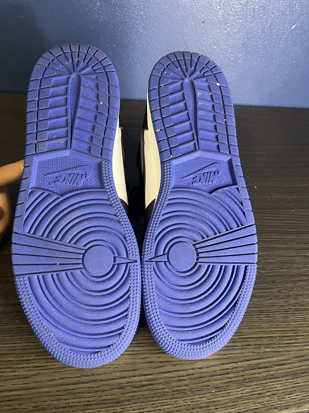 Jordan Brand Jordan 1 High Royal Blue Size US 7 / EU 40 - 5 Thumbnail