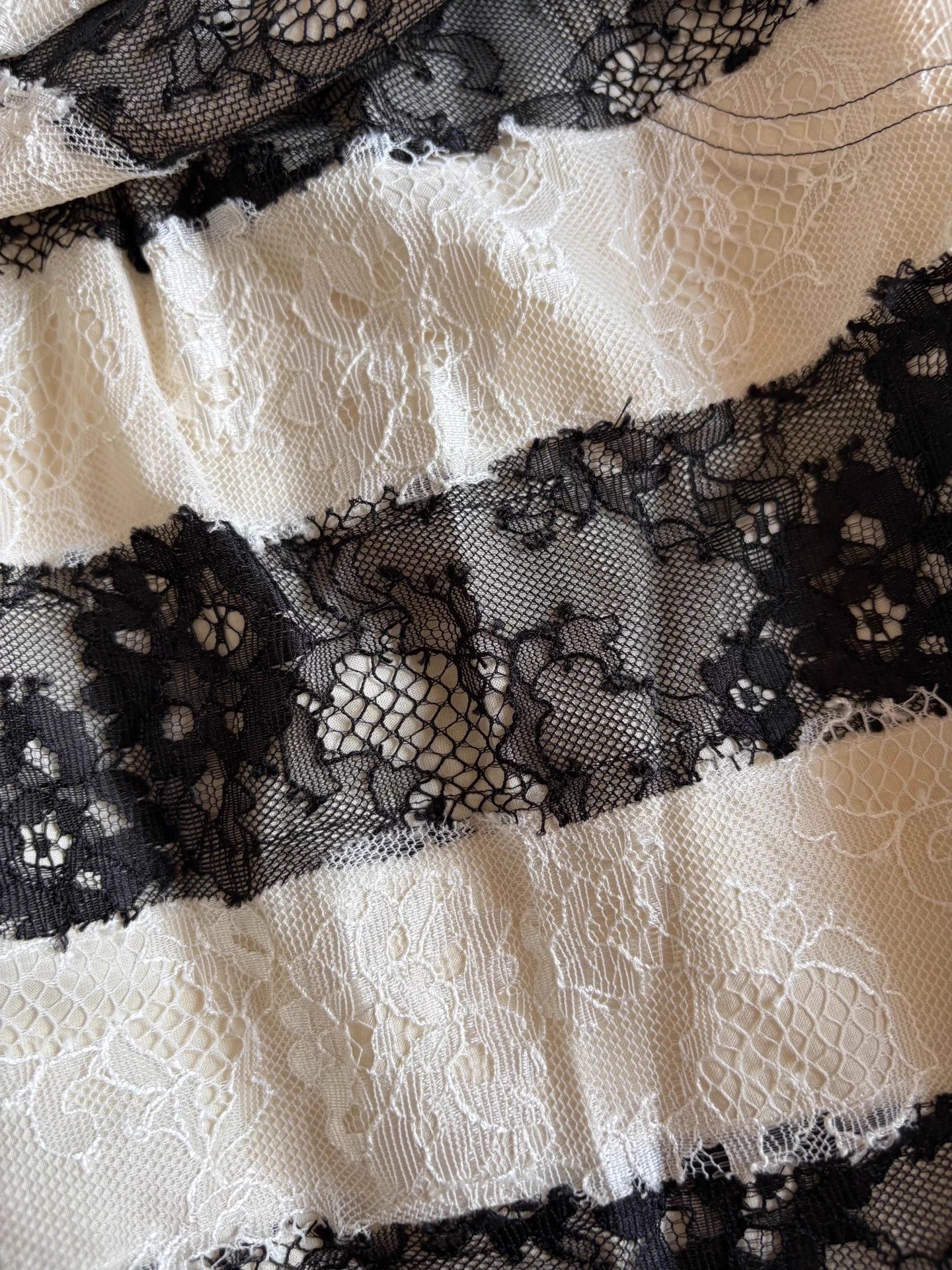 Junya Watanabe JUNYA WATANABE black white lace colorblocked skirts M Size 27" / US 4 / IT 40 - 7 Thumbnail