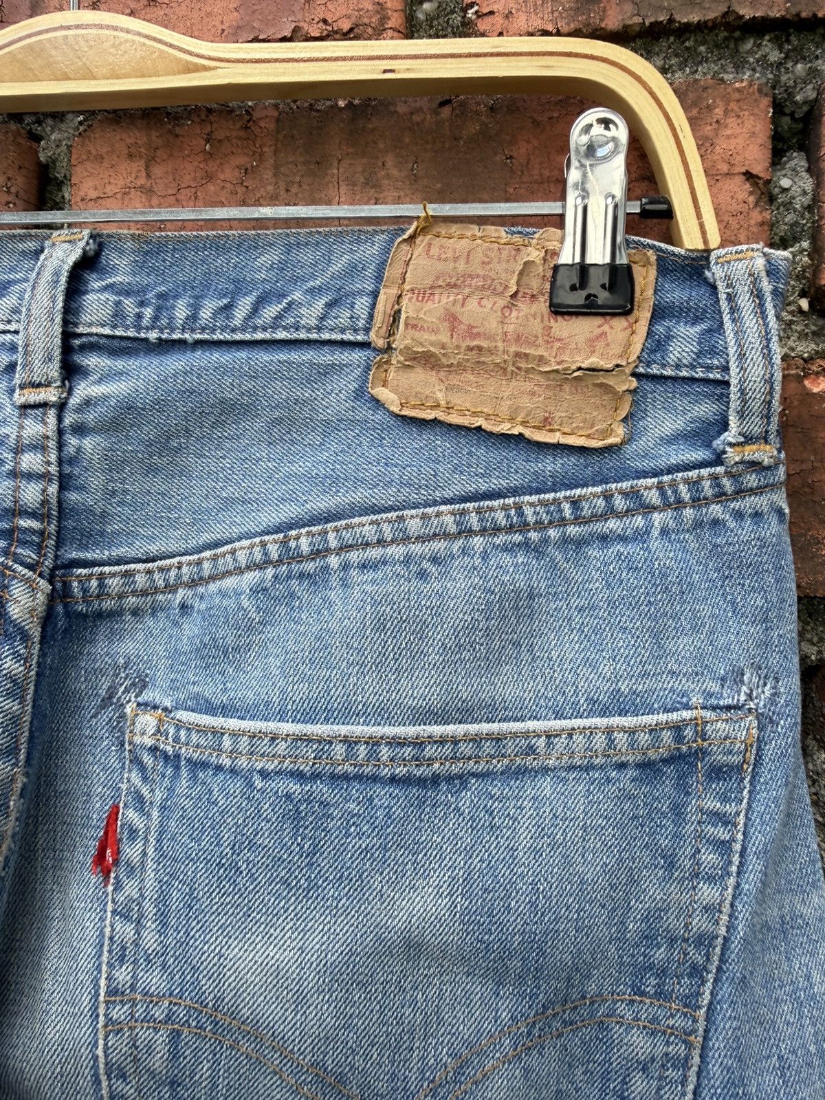 Levi's Vintage Clothing W33x30.5 Vintage levi’s 501 redline 80s repaired made in USA Size US 33 - 11 Thumbnail