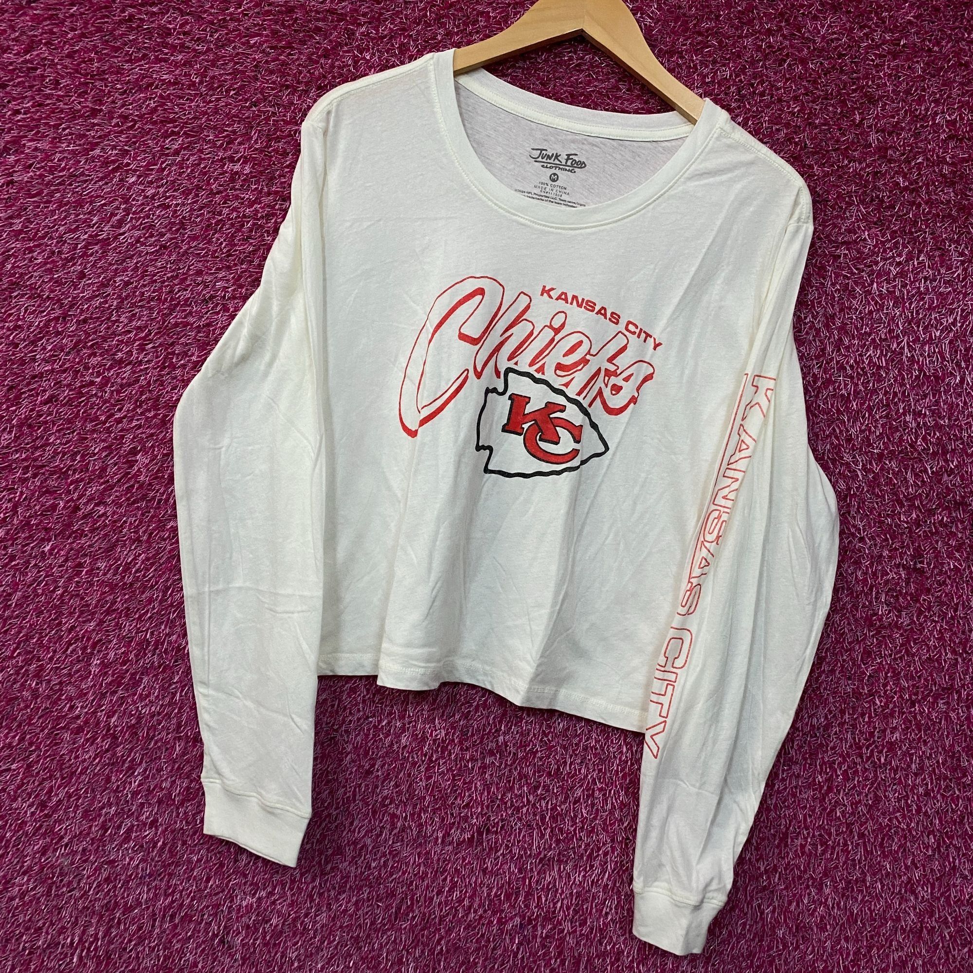 Junk Food Junk Food NFL Kansas City Chiefs Long Sleeve Cropped T-Shirt Size M / US 6-8 / IT 42-44 - 3 Thumbnail