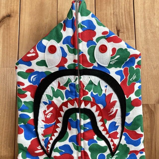 Bape 2024 🔥QINGDAO Store Camo🔥 BAPE shark full zip hoodie APE Size US L / EU 52-54 / 3 - 4 Thumbnail