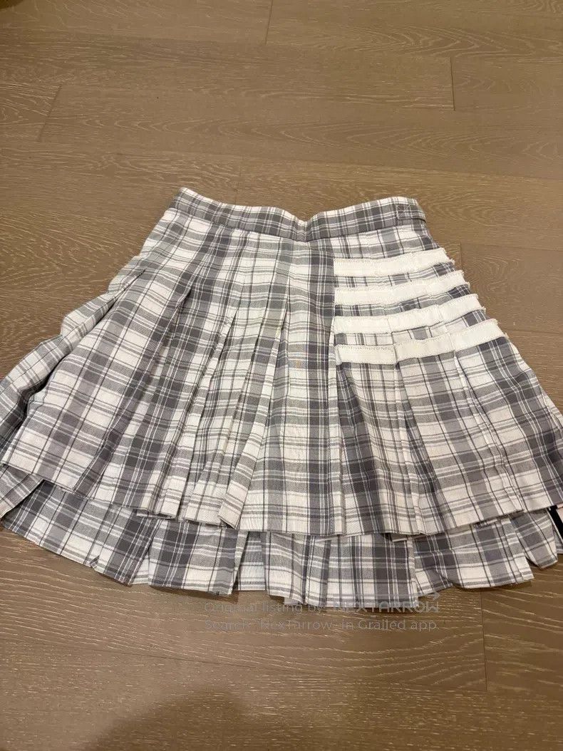 Thom Browne Thom Browne Gray and White Plaid Pleated Skirt Size 24" / US 00 / IT 34 - 2 Thumbnail