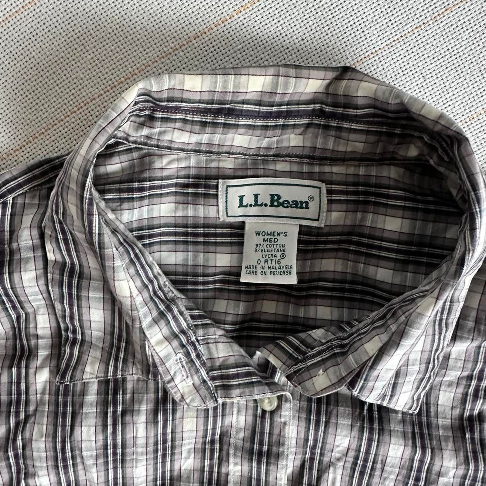 L.L. Bean L.L. Bean Women’s Button-Down Shirt Long Sleeve Size M / US 6-8 / IT 42-44 - 2 Thumbnail