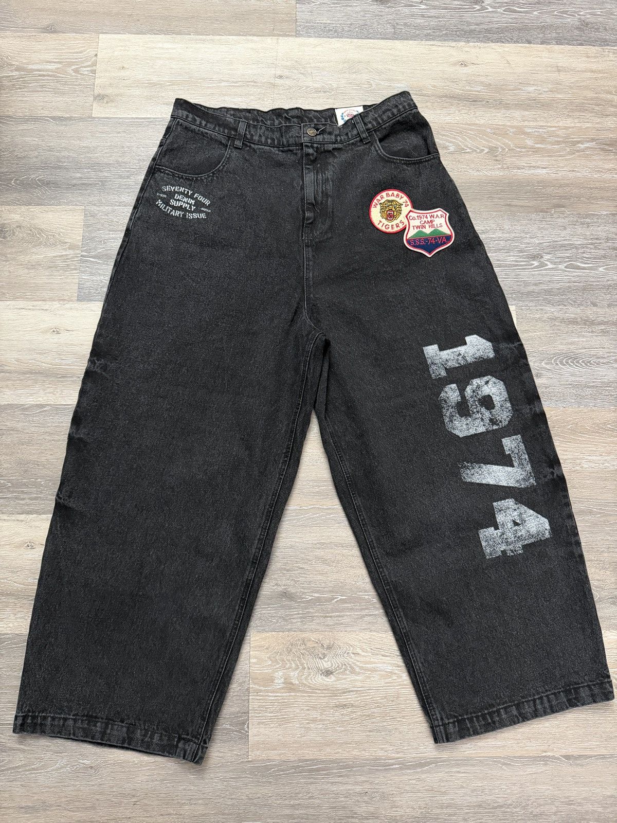 74 Is War 74 is War Black Baggy Denim Size US 34 / EU 50 - 1 Thumbnail