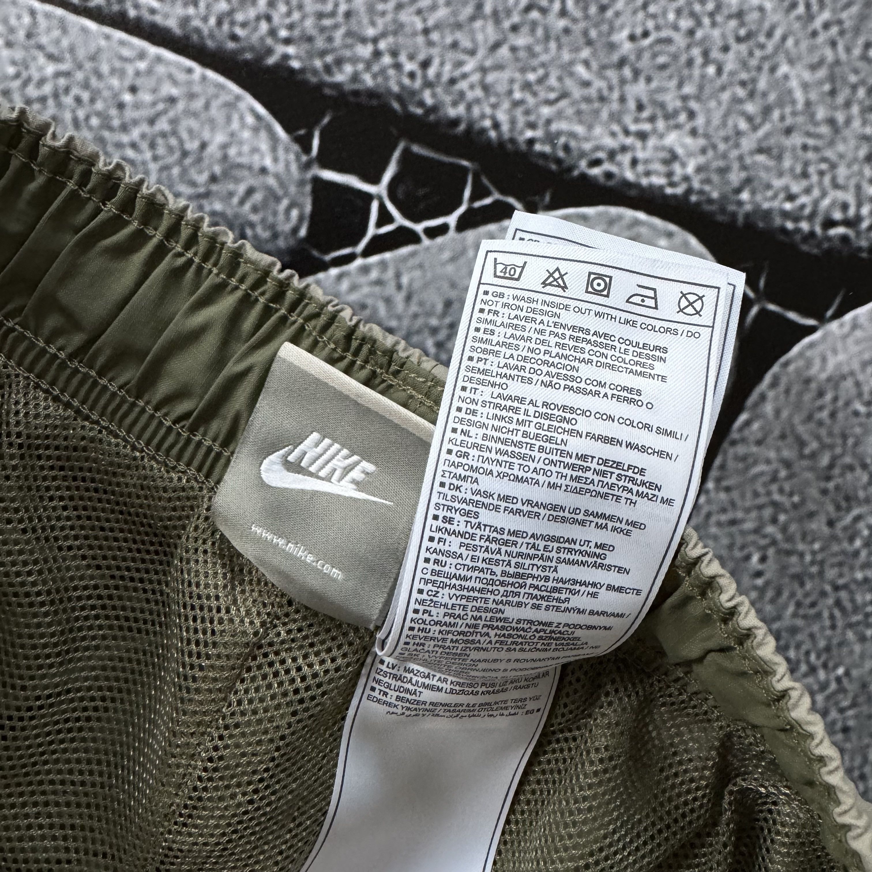 Nike NIKE TRACK VINTAGE PANT LIMITED EDITION Y2K GORPCORE KHAKI Size US 36 / EU 52 - 10 Thumbnail