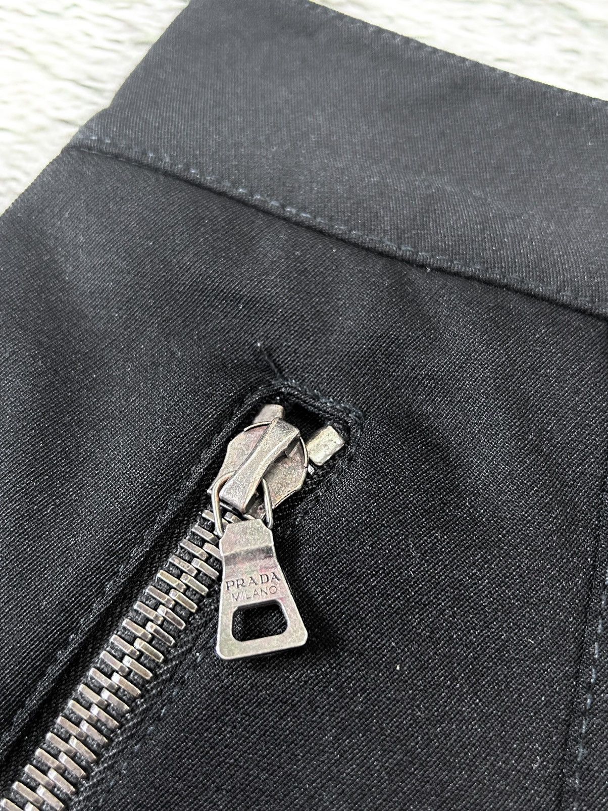 Prada Prada black ski pants vintage technical gorpcore Size 27" / US 4 / IT 40 - 4 Thumbnail
