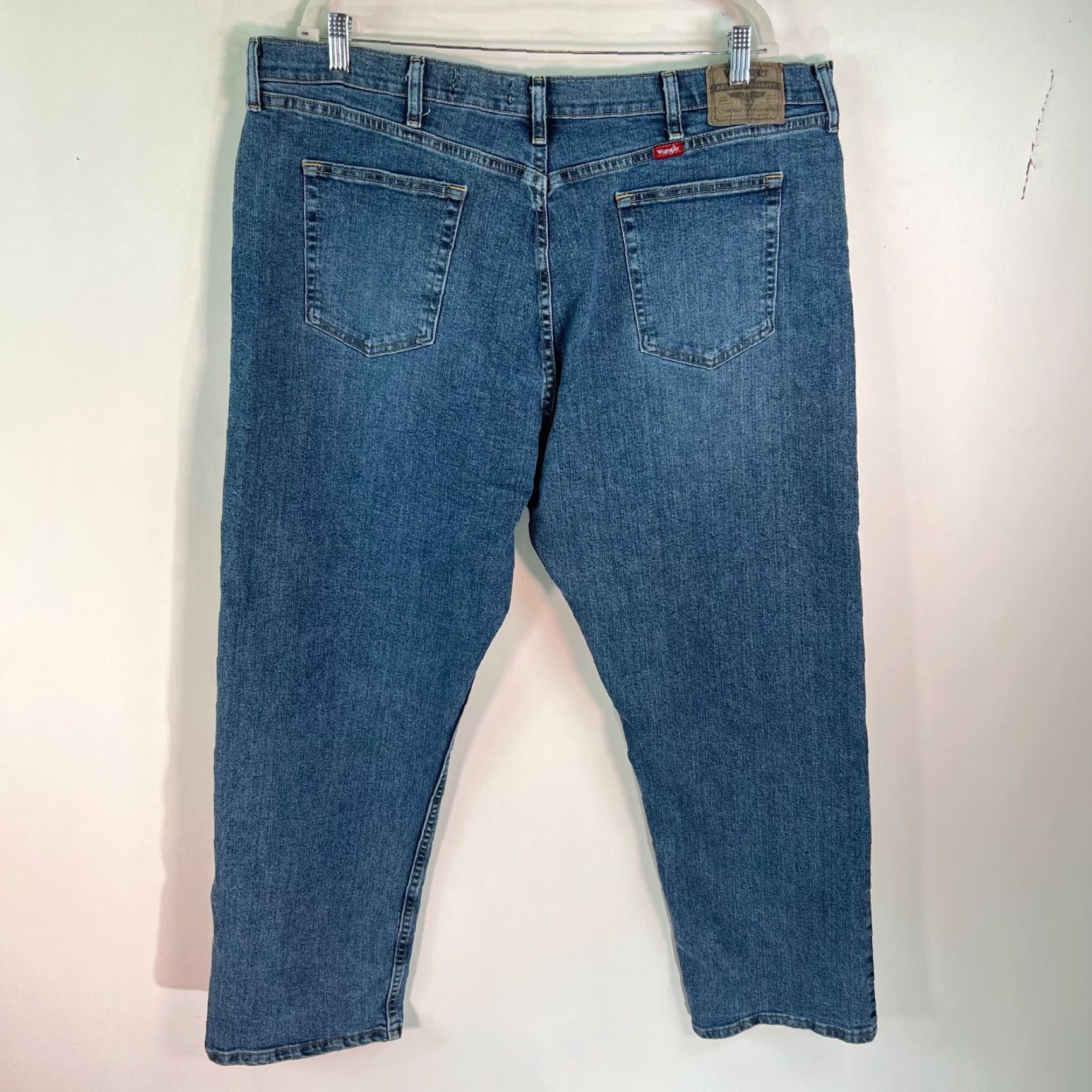 Wrangler Wrangler Jeans Mens Denim Flat Front Straight Blue Size 42 X 30 Regular 5 Pocket Belt Loops Size US 42 / EU 58 - 2 Thumbnail