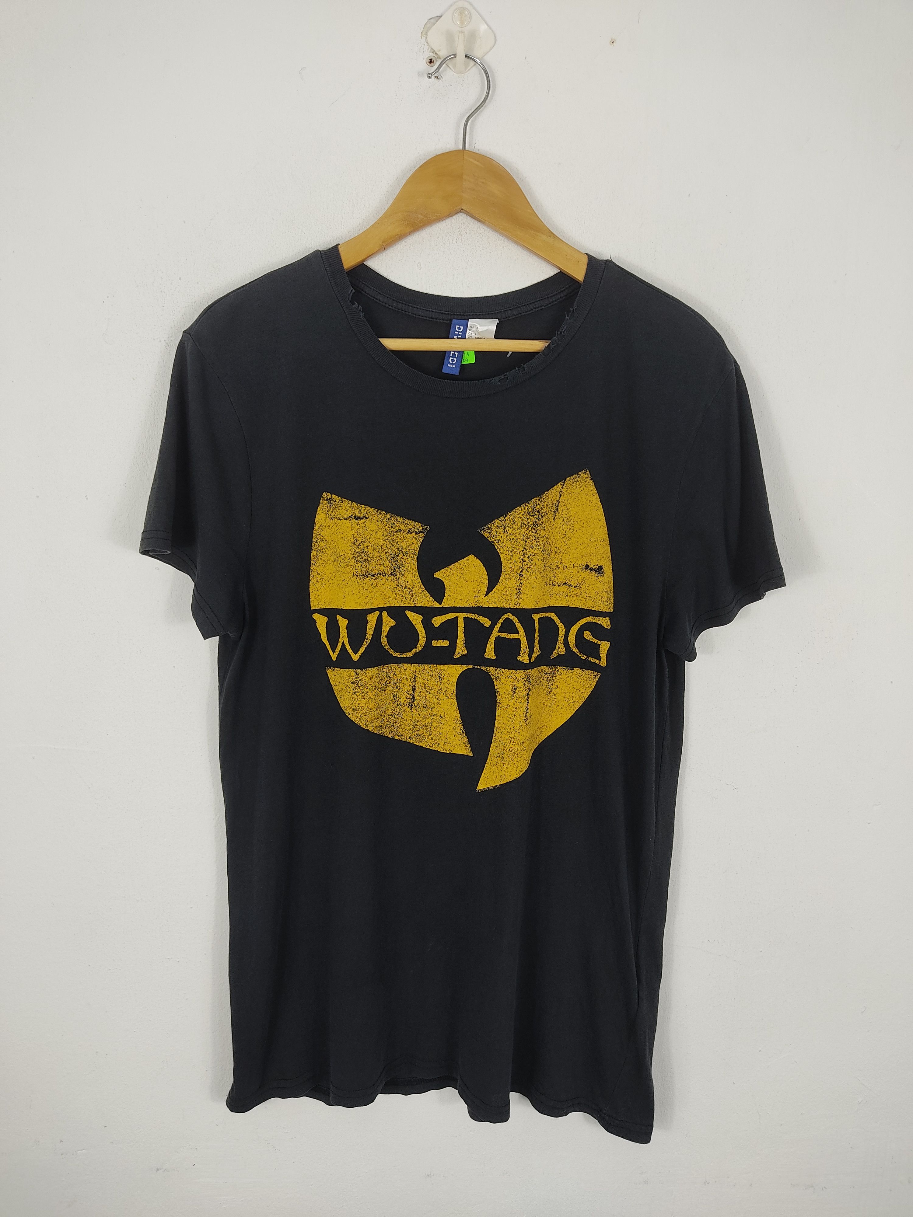 Rap Tees Wu-Tang Clan Distress Design By H&M Rap T-Shirt Size US S / EU 44-46 / 1 - 1 Thumbnail