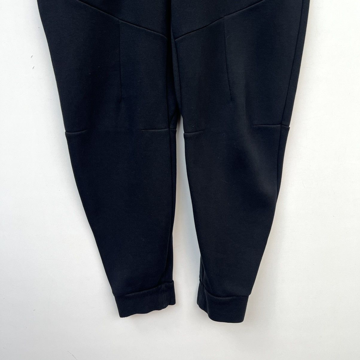 Nike Nike tech fleece black pants Size US 32 / EU 48 - 3 Thumbnail