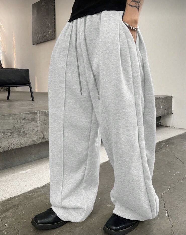 Japanese Brand Baggy Sweatpants - Retro Style Sportswear Fit Size US 33 - 3 Thumbnail
