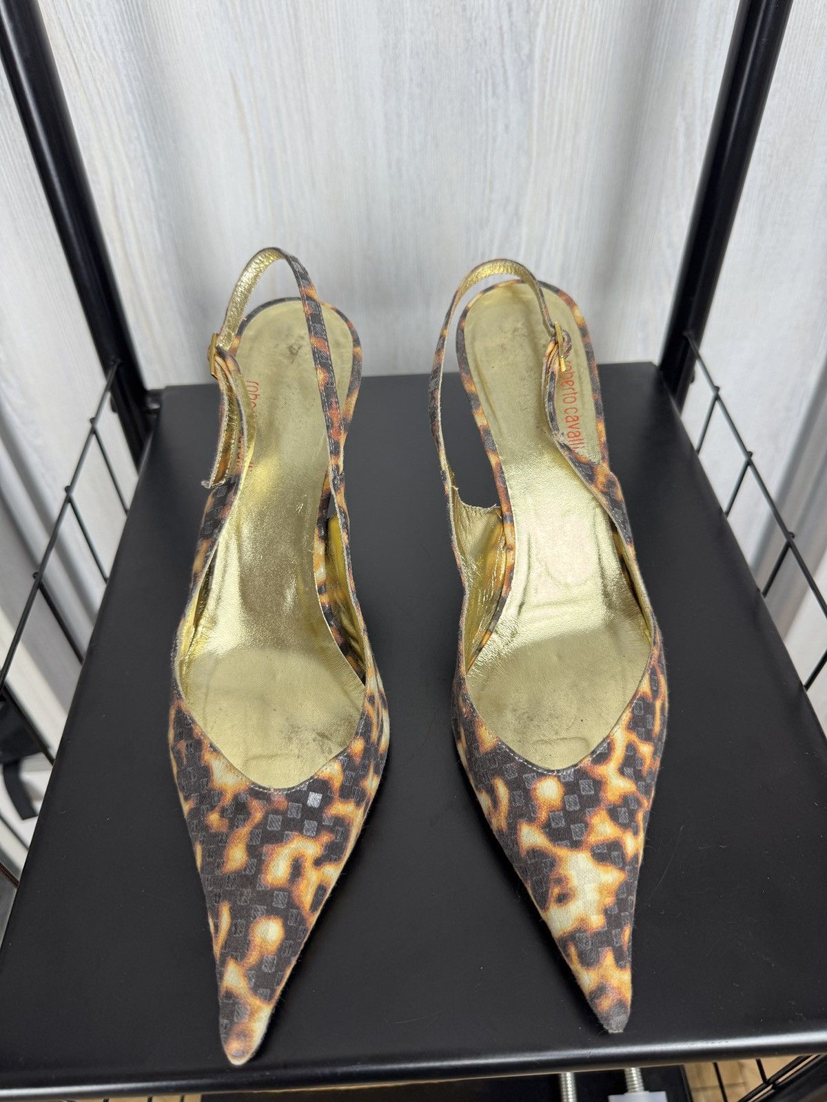 Roberto Cavalli Roberto Cavalli animal pattern leopard slingback heels Size US 9 / IT 39 - 6 Thumbnail