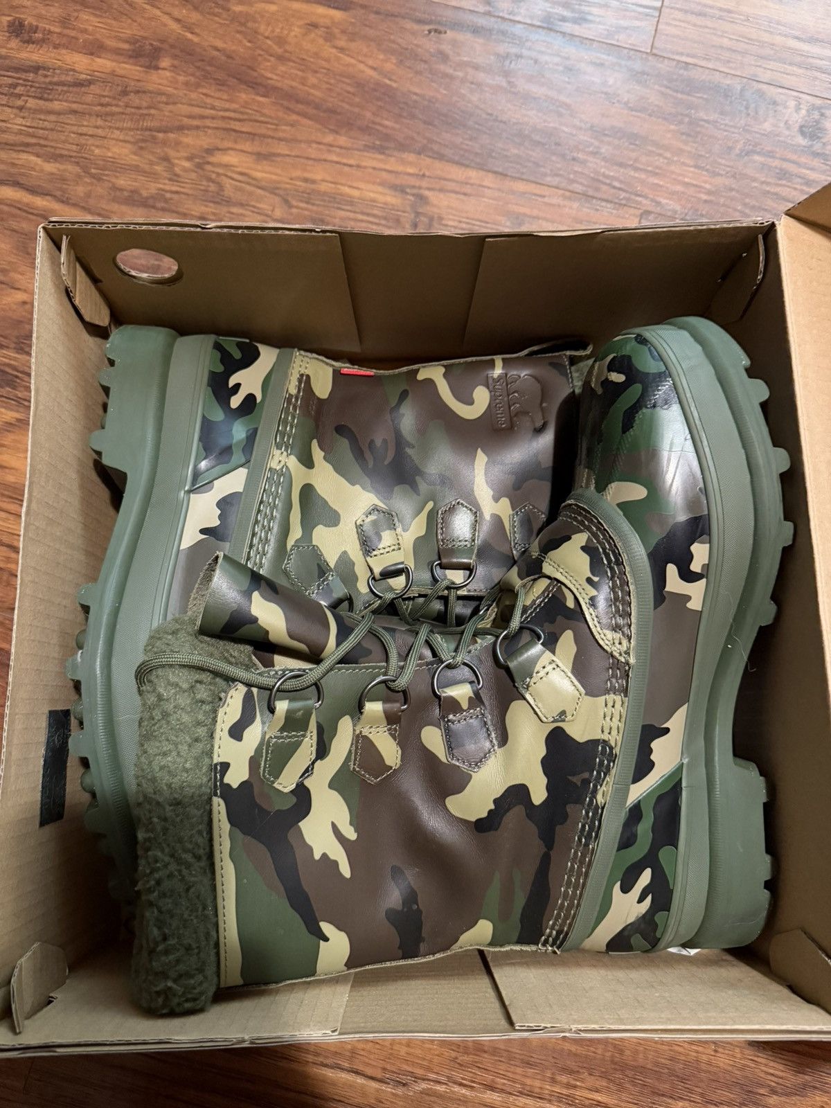 SOREL × Supreme Supreme sorel caribou boots Size US 10 / EU 43 - 1 Thumbnail