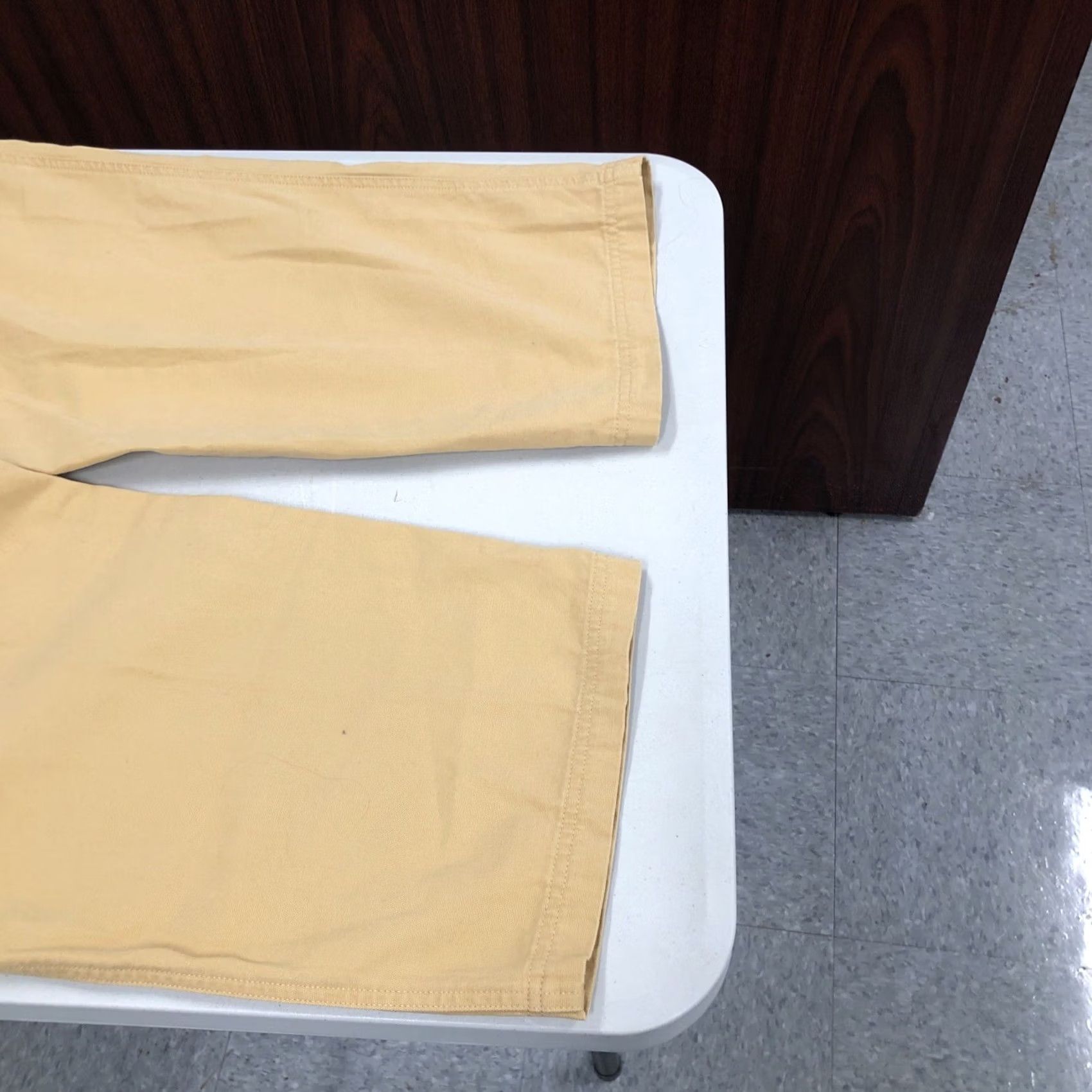 Vintage LL Bean Men's Natural Fit Khaki Cargo Hiking Pants 44x31 Beige Cargo Pocket Pants Men Outdoors Size US 44 / EU 60 - 5 Thumbnail