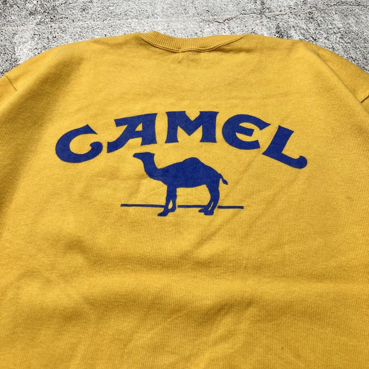 Honda Vintage 80s Camel F1 Team Lotus Honda Crewneck Yellow Size US XL / EU 56 / 4 - 4 Thumbnail