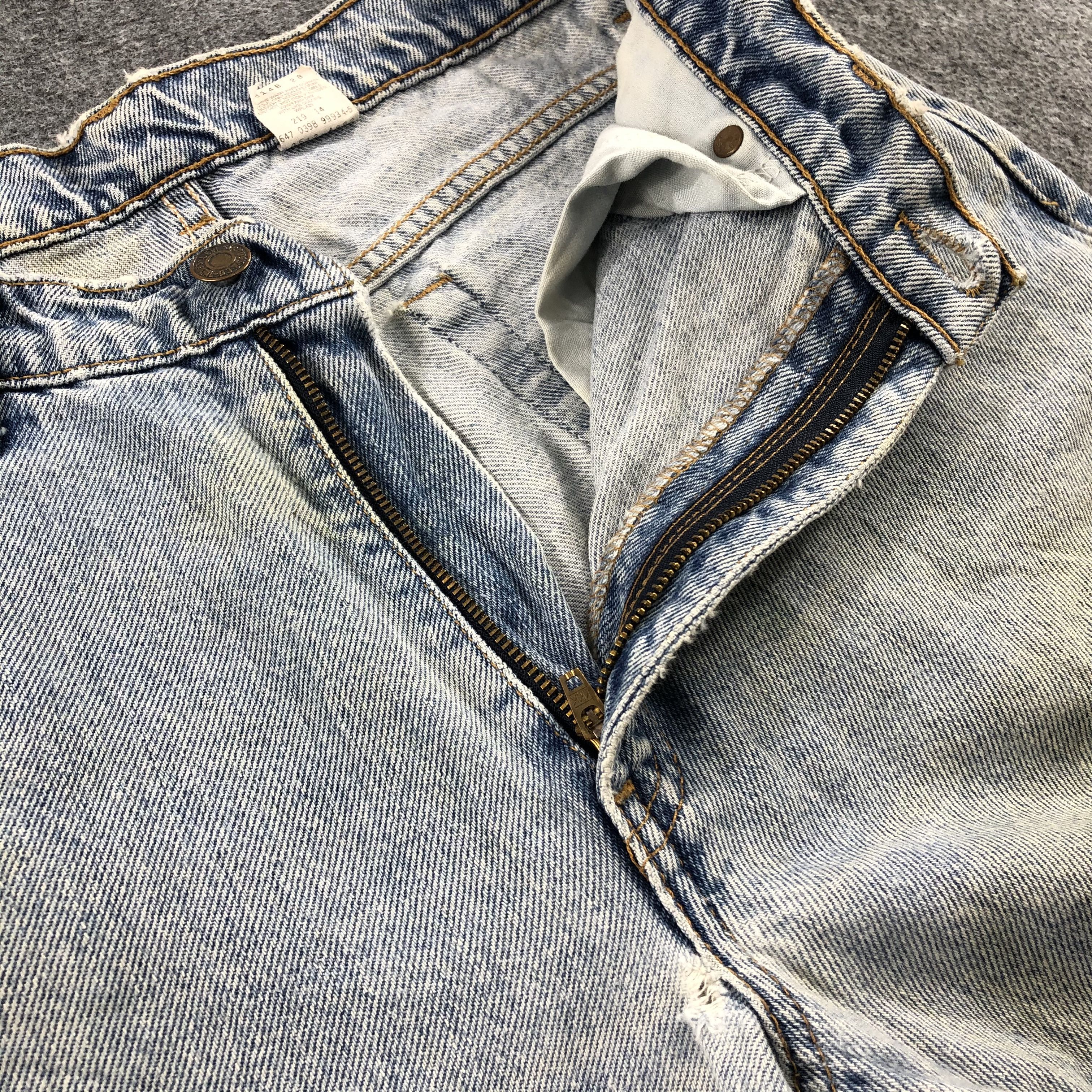 Levi's × Vintage Vintage 90s Light Wash Levis 512 Jeans-JM1459 Size US 30 / EU 46 - 9 Thumbnail