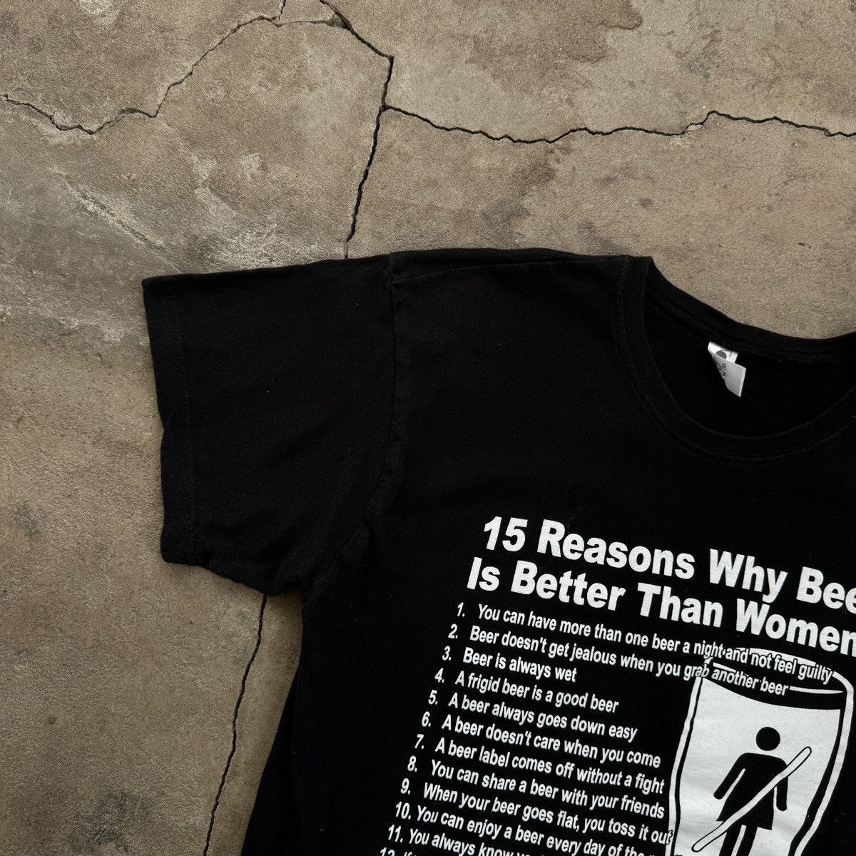 Vintage Vintage "15 reasons why BEER is better than WOMAN" T-shirt Size US M / EU 48-50 / 2 - 4 Thumbnail