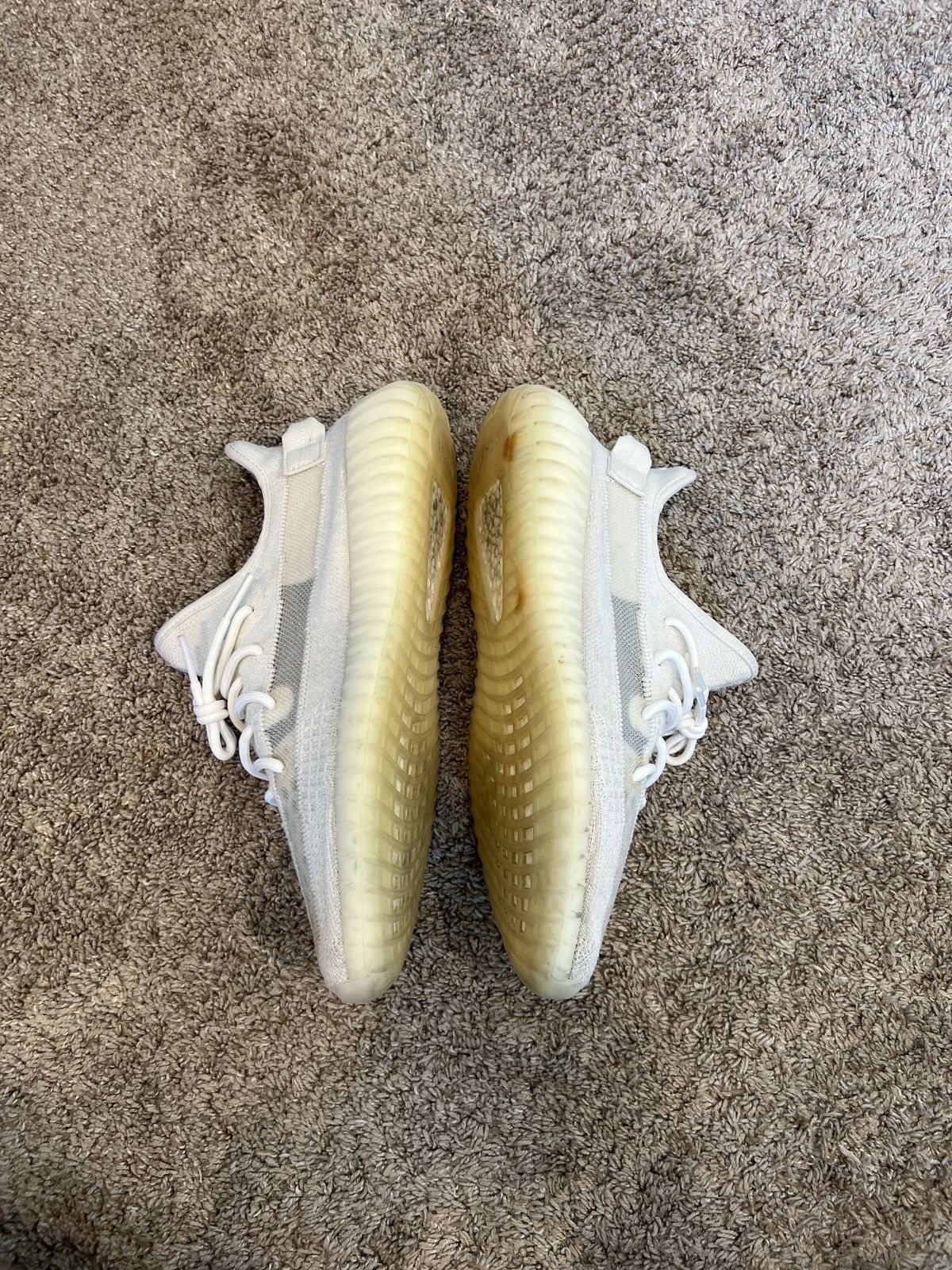 Yeezy YEEZY BOOST 350 V2 bone Size US 11 / EU 44 - 3 Thumbnail