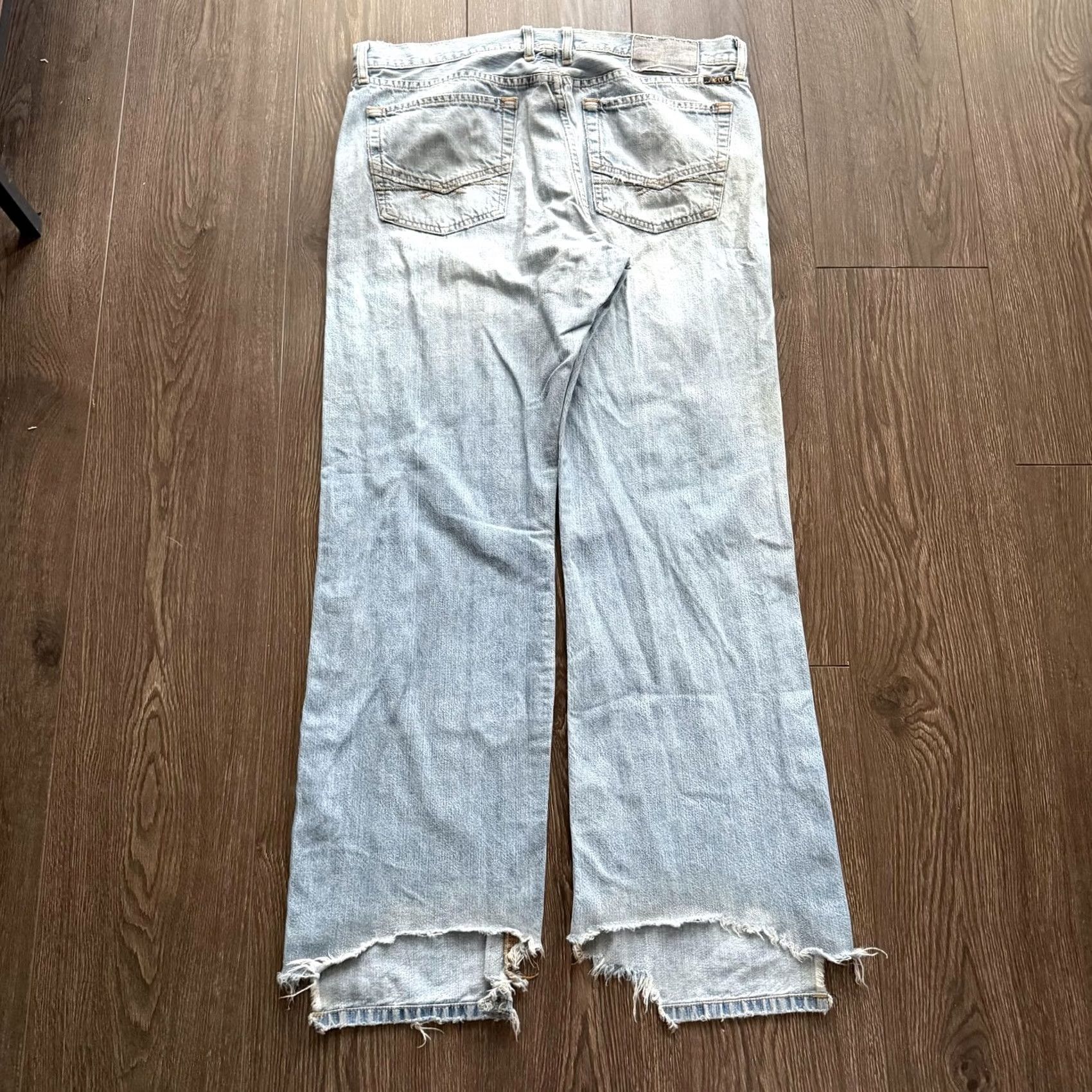 Lucky Brand VINTAGE Lucky Brand Dungarees Jeans Wide-Leg 34x31 Blue Distressed USA Mens Size US 34 / EU 50 - 2 Thumbnail