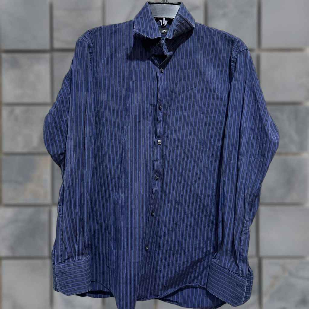 Hugo Boss HUGO BOSS Shirt Men 15.5 32/33 Blue Black Pinstripe Long Sleeve Button Front Dress Shirt Regular Size US M / EU 48-50 / 2 - 1 Thumbnail