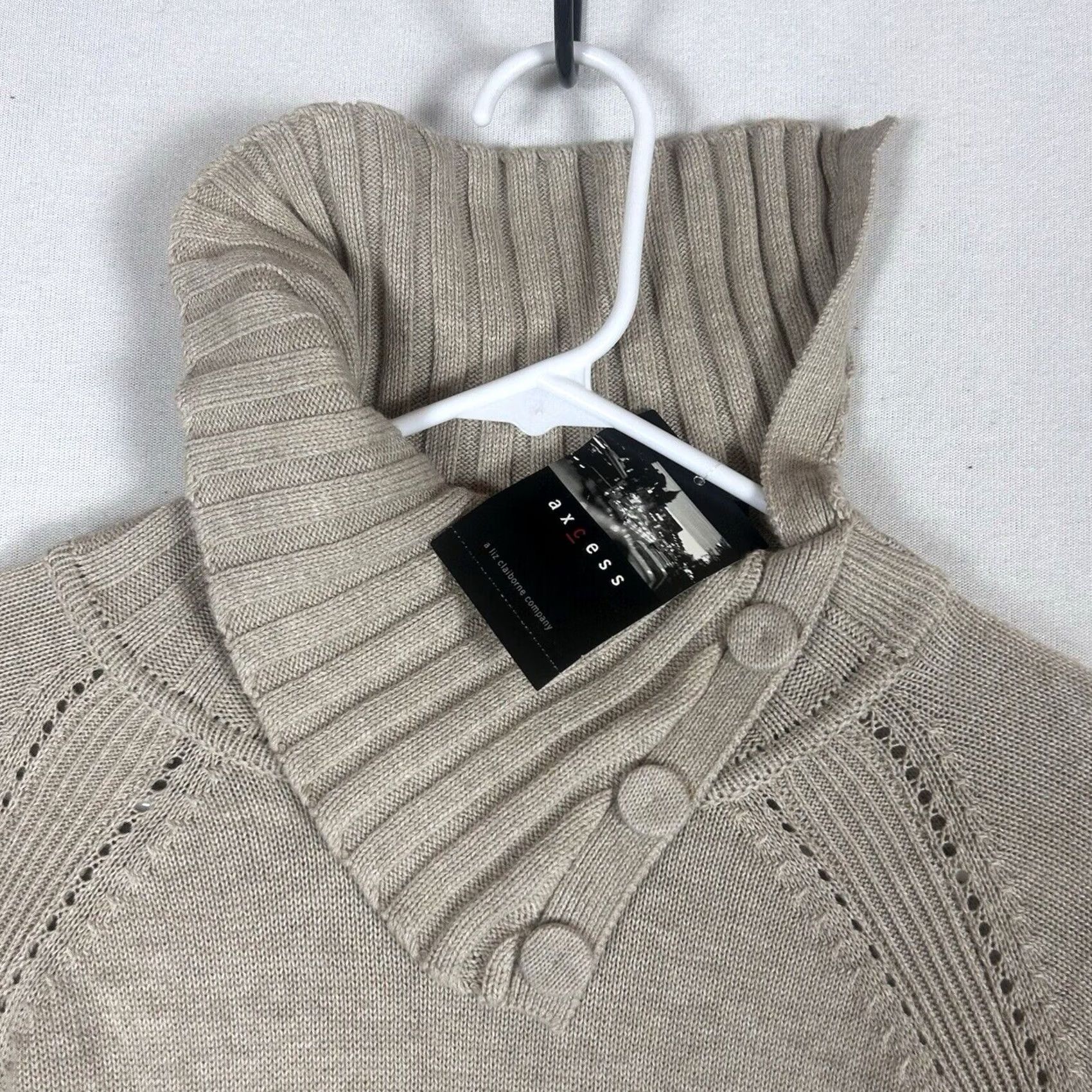 Liz Claiborne Axcess Womens XL Beige Knit Sweater Asymmetrical Button Collar Pullover Ribbed Detail Knit Long Sleeve Mock Neck Mock Lion? Size XL / US 12-14 / IT 48-50 - 2 Thumbnail
