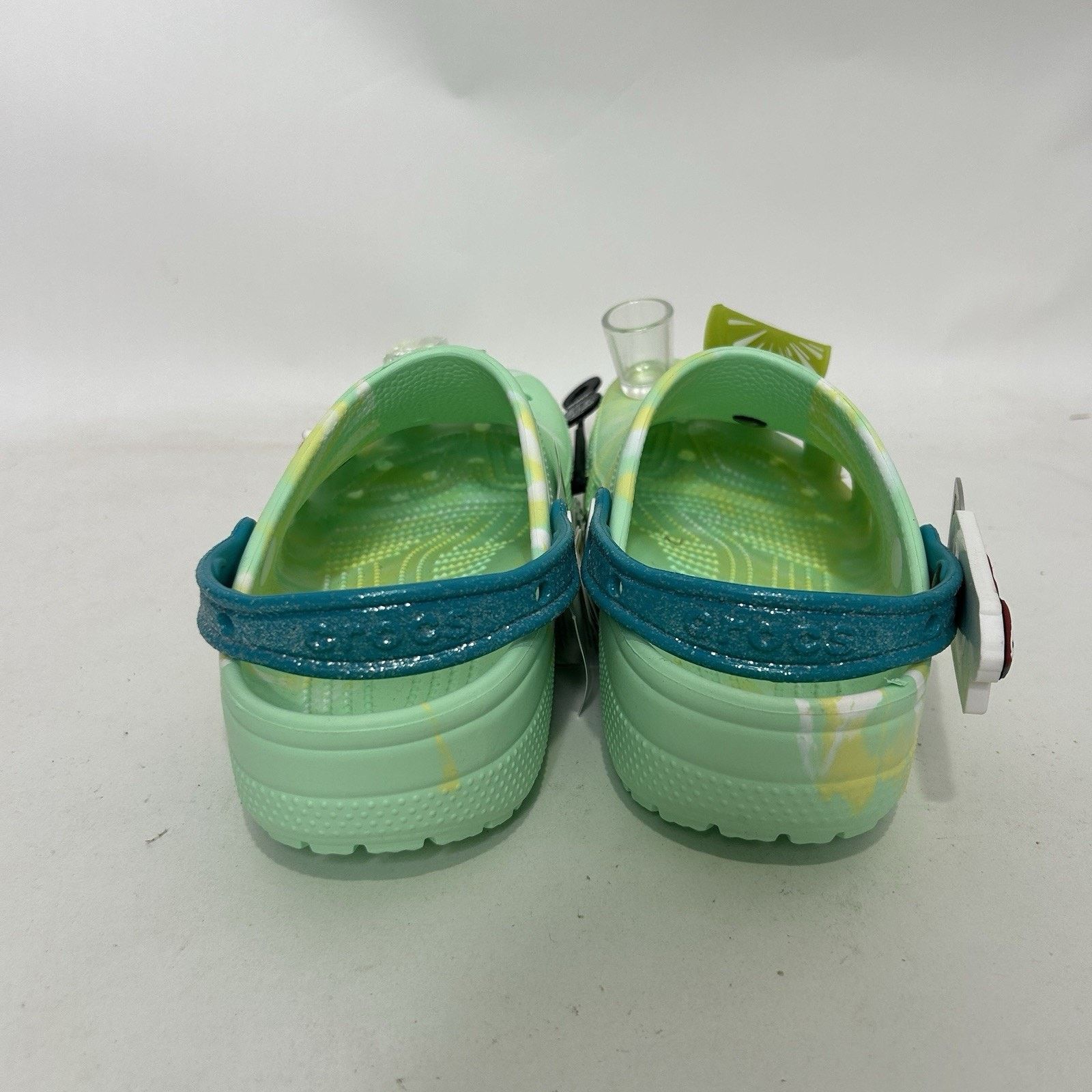 Crocs Crocs Classic Clogs X Margaritaville “Jimmy Buffett” Size US 9 / EU 42 - 4 Thumbnail