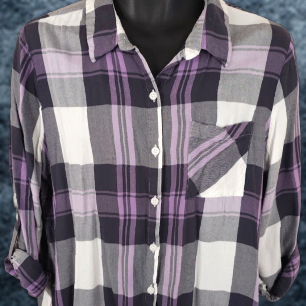 Eddie Bauer Eddie Bauer Plaid Shirt Womens XL Purple Long Sleeve Button-Up Size XL / US 12-14 / IT 48-50 - 1 Thumbnail