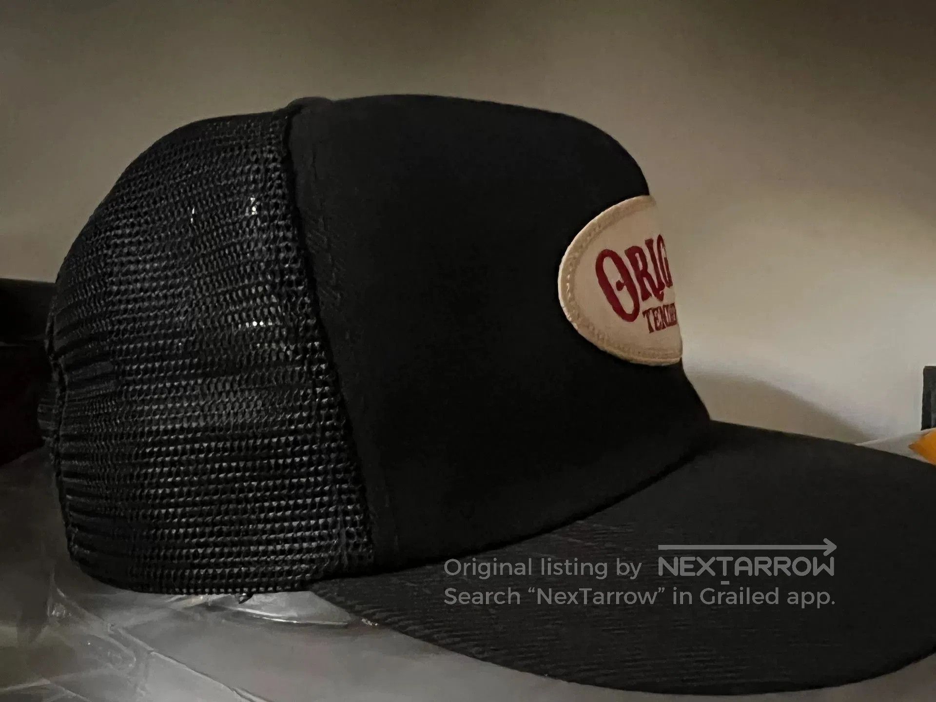 Carhartt original trucker cap with oval patch. Size ONE SIZE - 3 Thumbnail