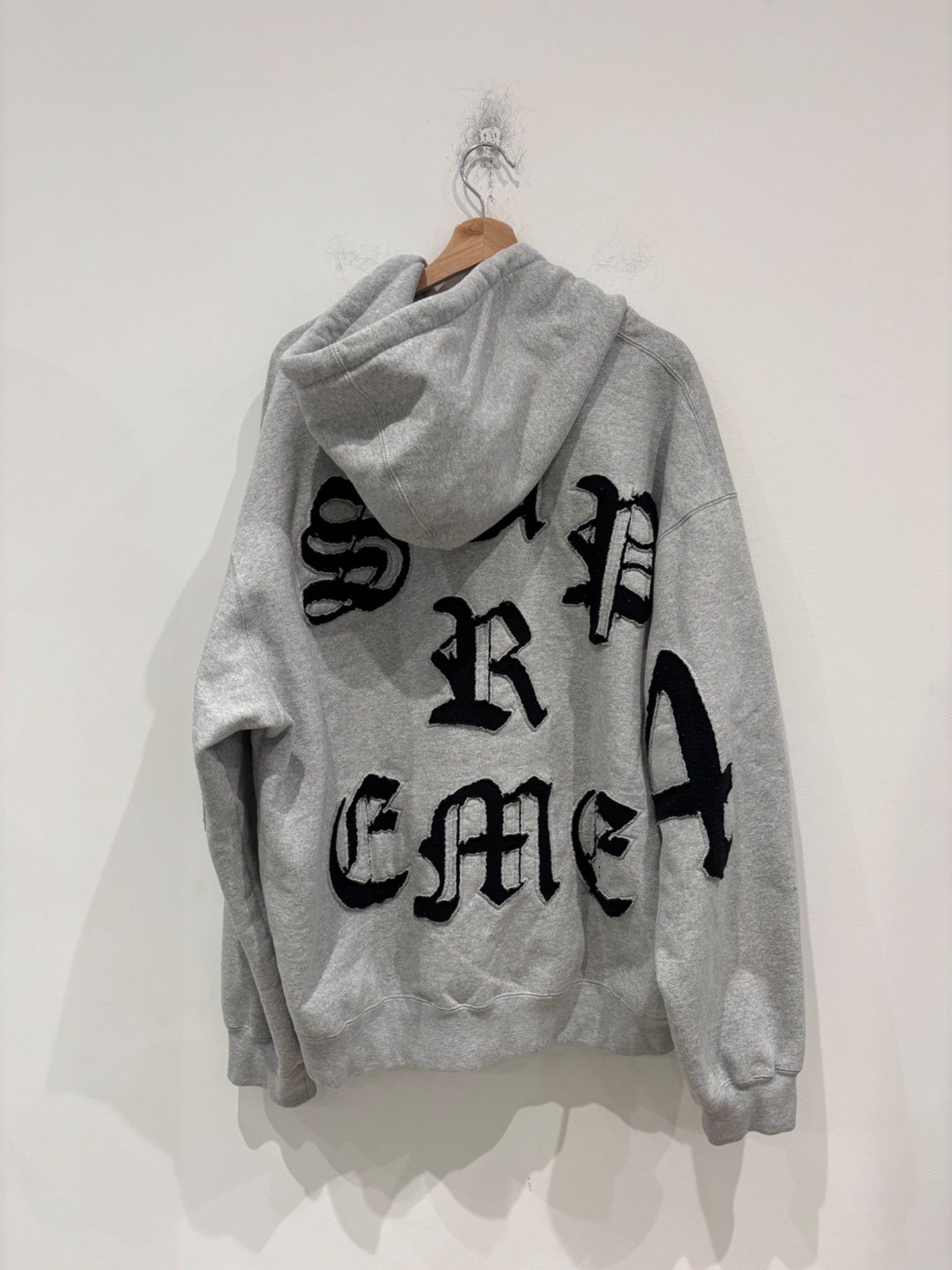 Supreme Supreme Cut Out Zip Up Hooded Sweatshirt Heather Grey Size US XXL / EU 58 / 5 - 4 Thumbnail