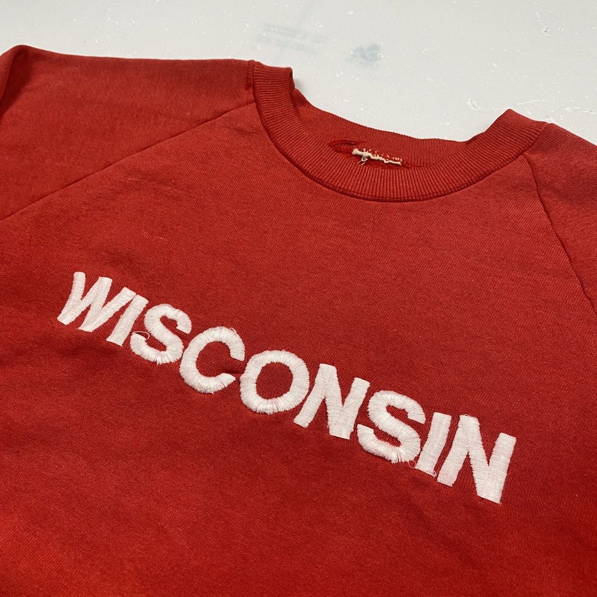 Vintage Rare Vintage 90s Wisconsin Spellout Crewneck Size US S / EU 44-46 / 1 - 2 Thumbnail
