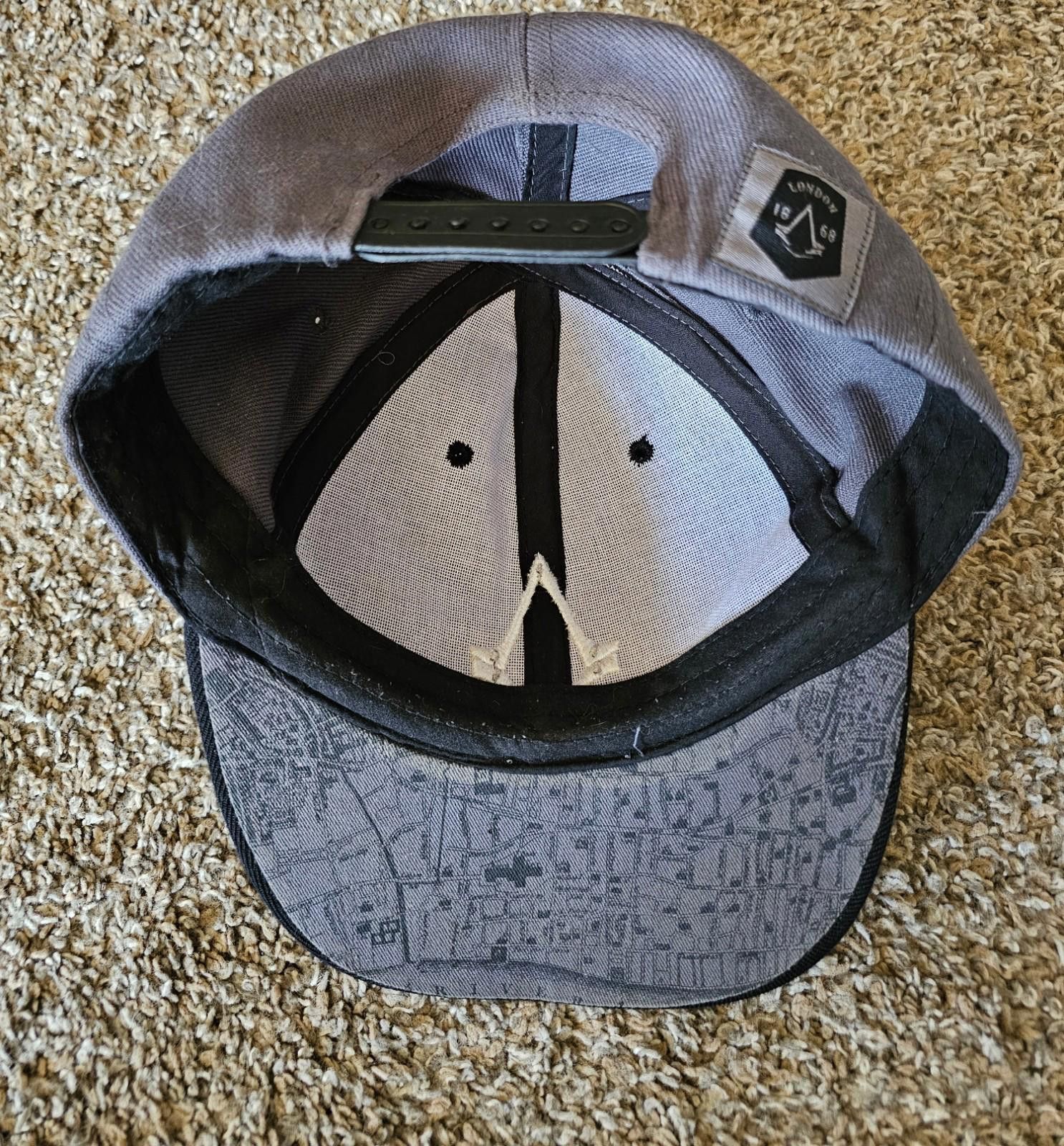 Designer Assassin's Creed Ubisoft Crest Logo 2015 Snapback Hat Cap Size ONE SIZE - 7 Thumbnail